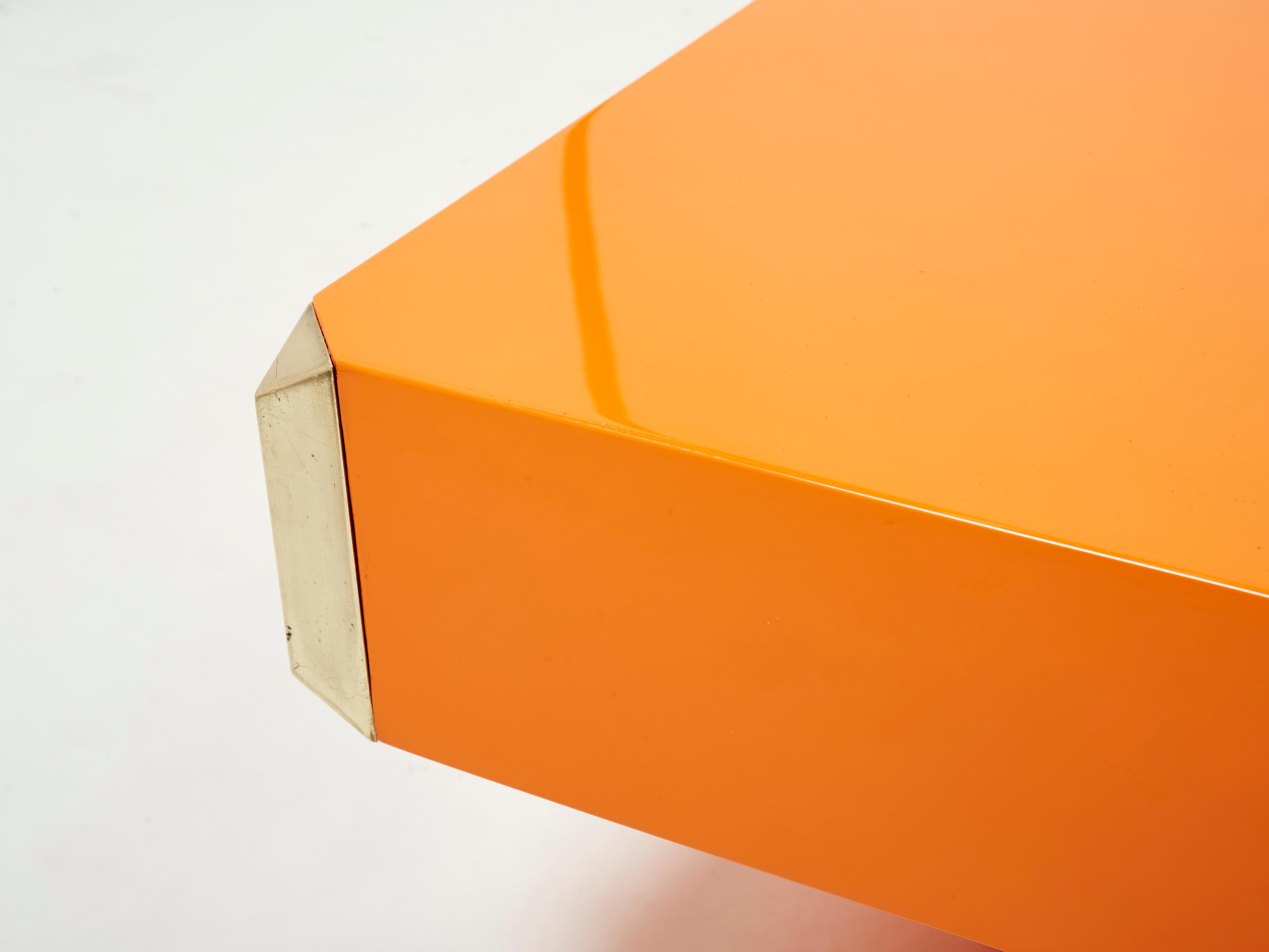 Willy Rizzo Orange Lacquer and Brass Bar Coffee Table Alveo, 1970s For Sale 1