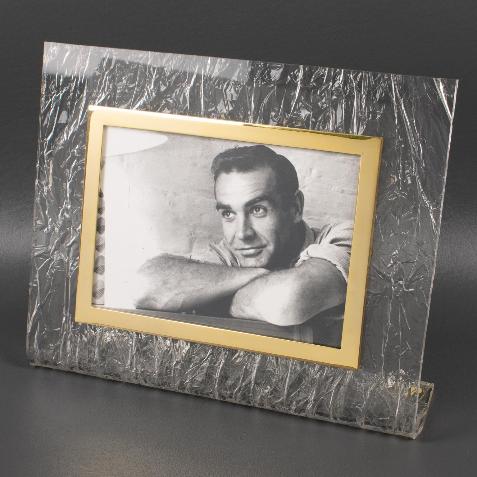italien Cadre Willy Rizzo en laiton et lucite à effet de glace, vers 1970 en vente