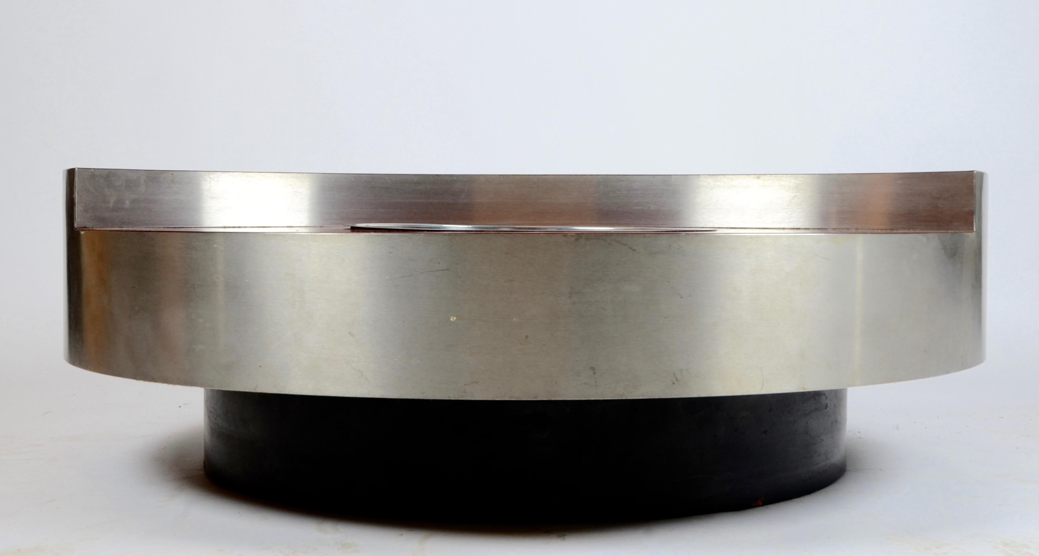 Mid-Century Modern Willy Rizzo, Revolving Cocktail Table, Model TRG, 1970s