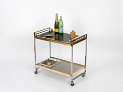 Carrello da bar Willy Rizzo in cromo, ottone, vetro fumé, con vassoio, Italia 1970