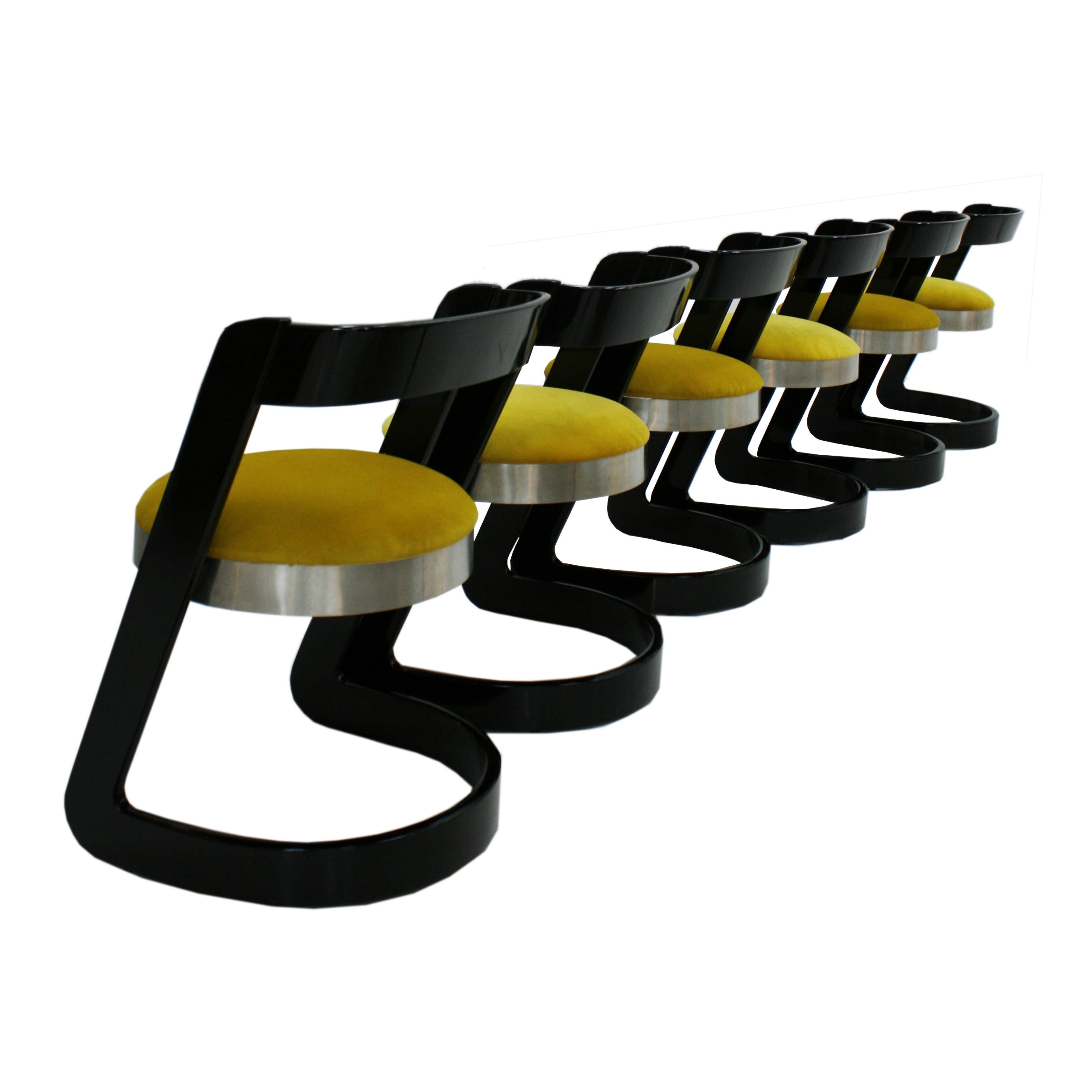 Set of six chairs designed by Willy Rizzo. Made of black lacquered wood structure. Seat reupholstered in yellow cotton velvet with polished steel frame, Italy, 1970s.

Our main target is customer satisfaction, so we include in the price for this