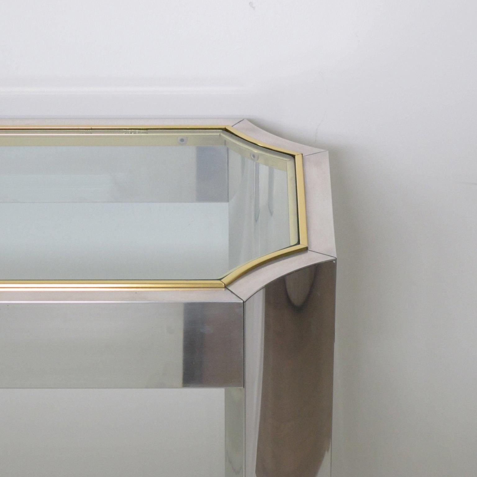 Willy Rizzo Style Aluminum and Brass Console Sofa Table with Glass Top, 1970s In Good Condition In Atlanta, GA