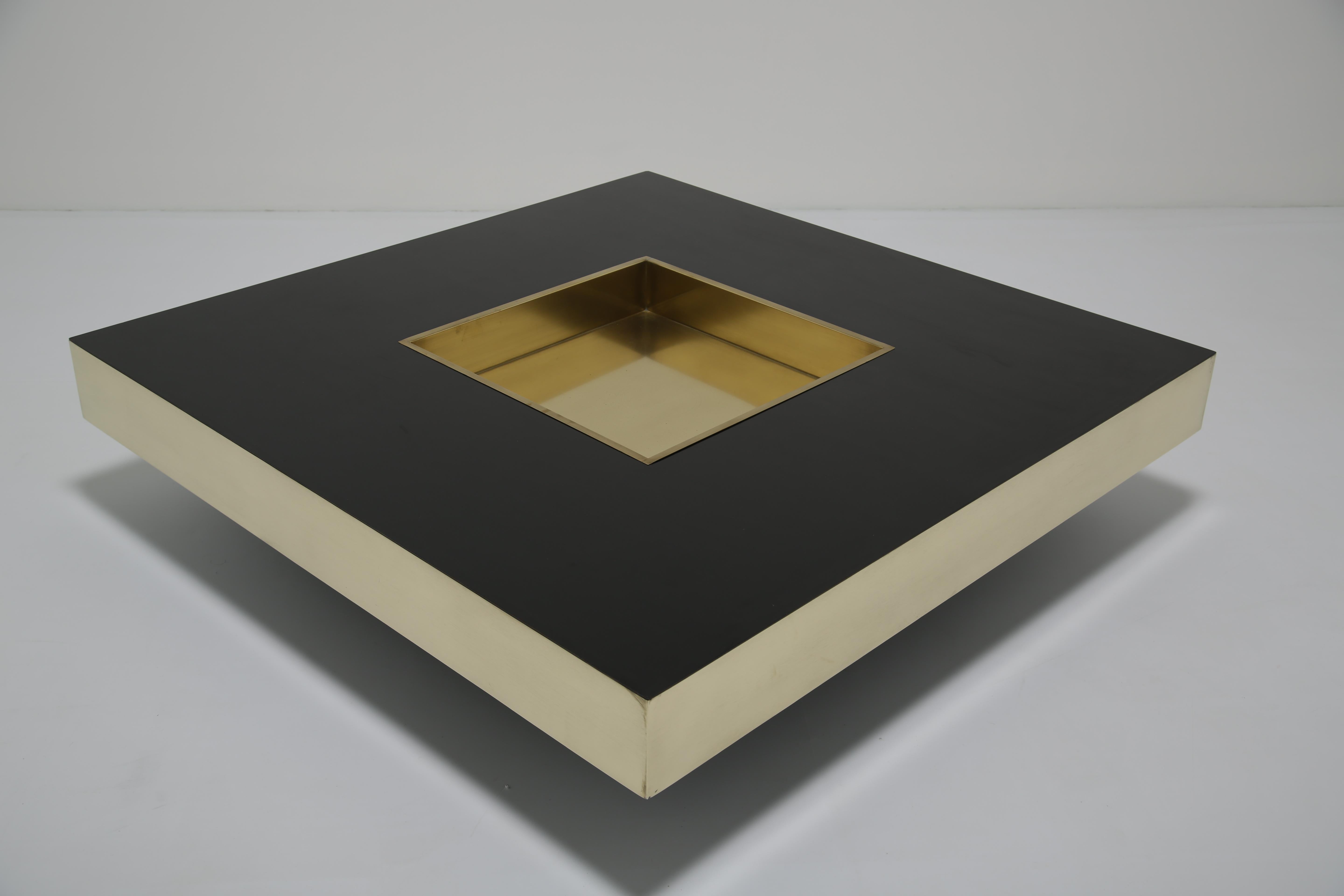 Italian Willy Rizzo style Black Formica and Brass Coffee Table / Cocktail table, 1970s For Sale