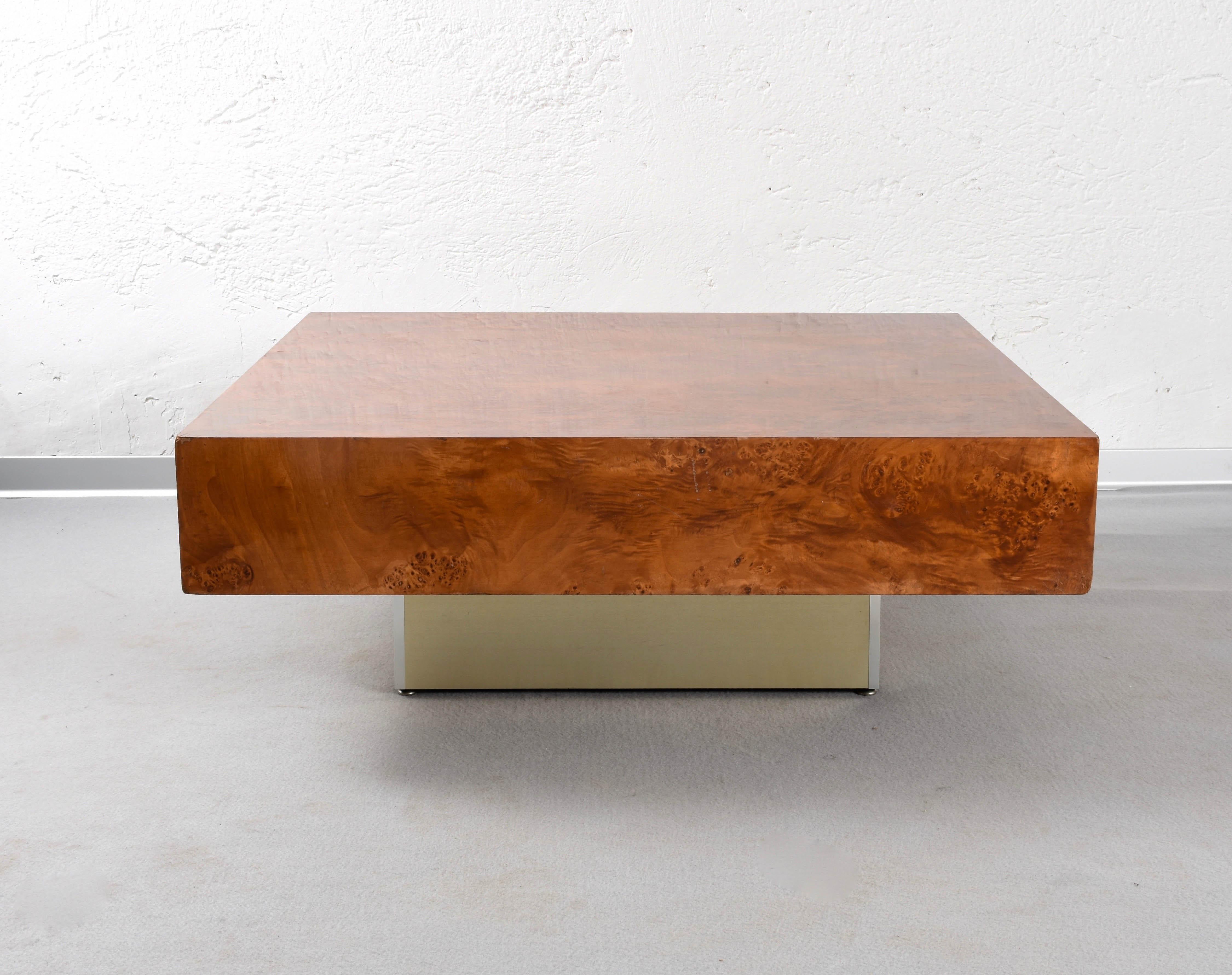 Willy Rizzo Style, Burl Wooden Coffee Table Square with Brass Base, Italy, 1970s 14