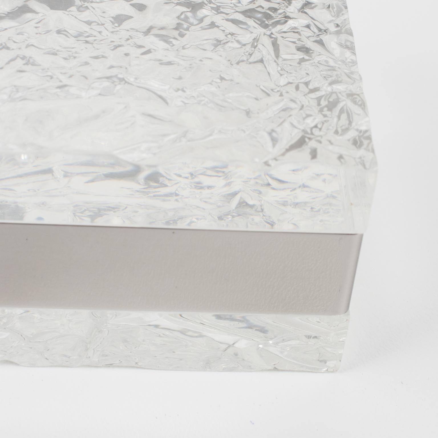 Boîte de style Willy Rizzo en chrome et lucite à effet de glace, circa 1970 en vente 3