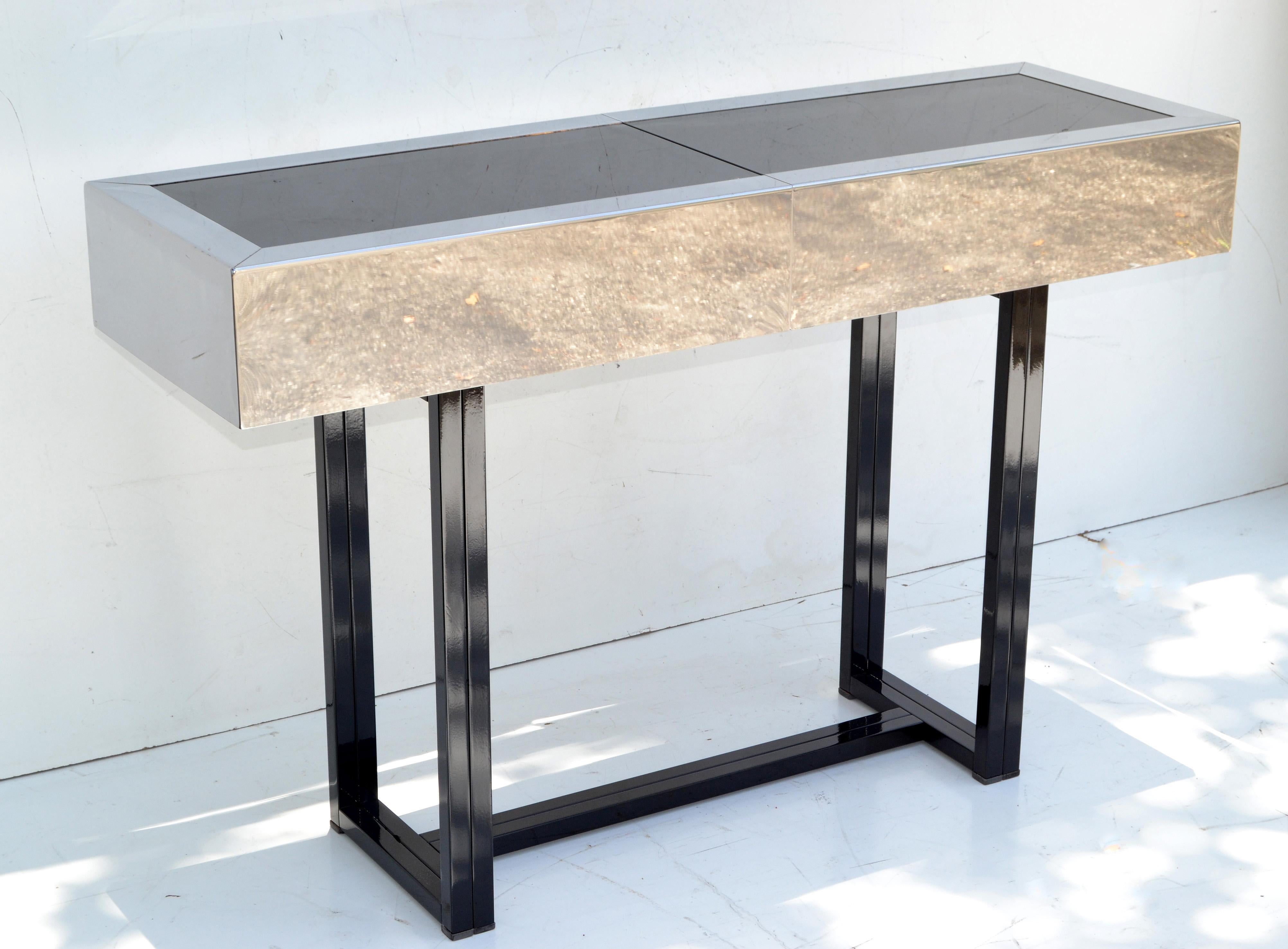 Mid-Century Modern Willy Rizzo Style Expendable Steel Chrome Bar Console Table Black Glass Italy 70 For Sale