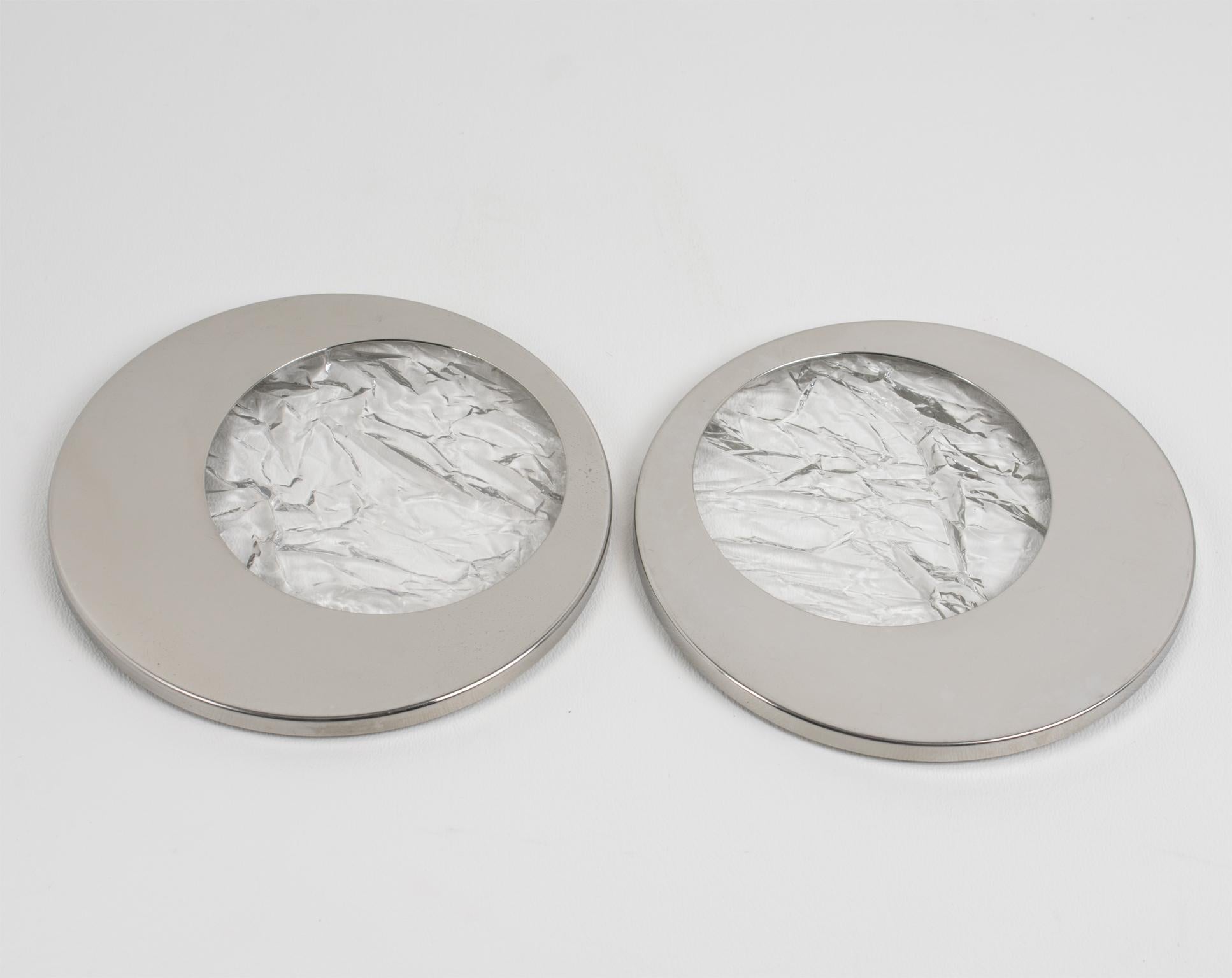 Posavasos de Lucita y Cromo Efecto Hielo Estilo Willy Rizzo, 9 piezas Moderno de mediados de siglo en venta