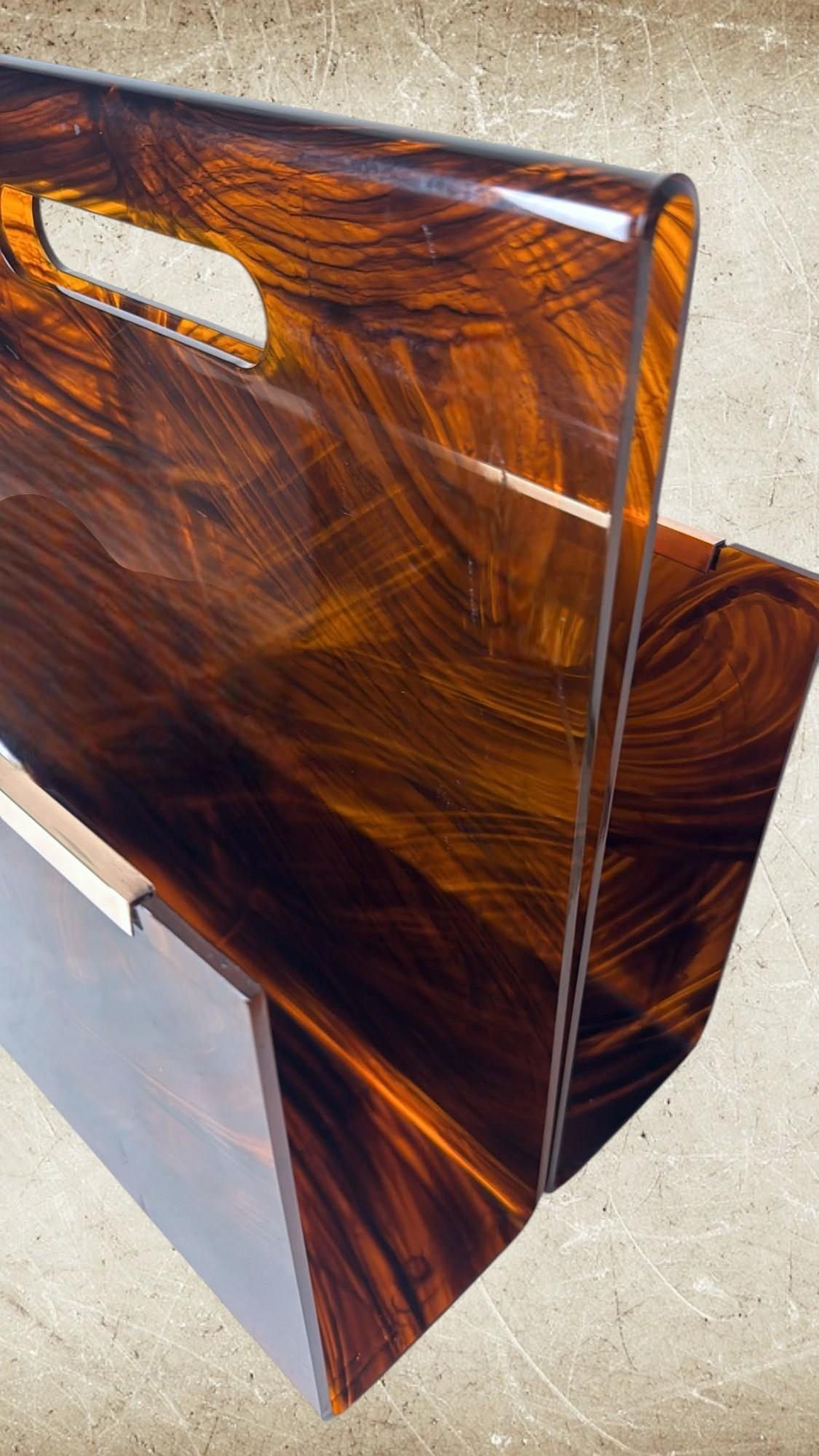 Willy Rizzo Style Italian Tortoiseshell Plexiglass And Brass Magazine Rack For Sale 10