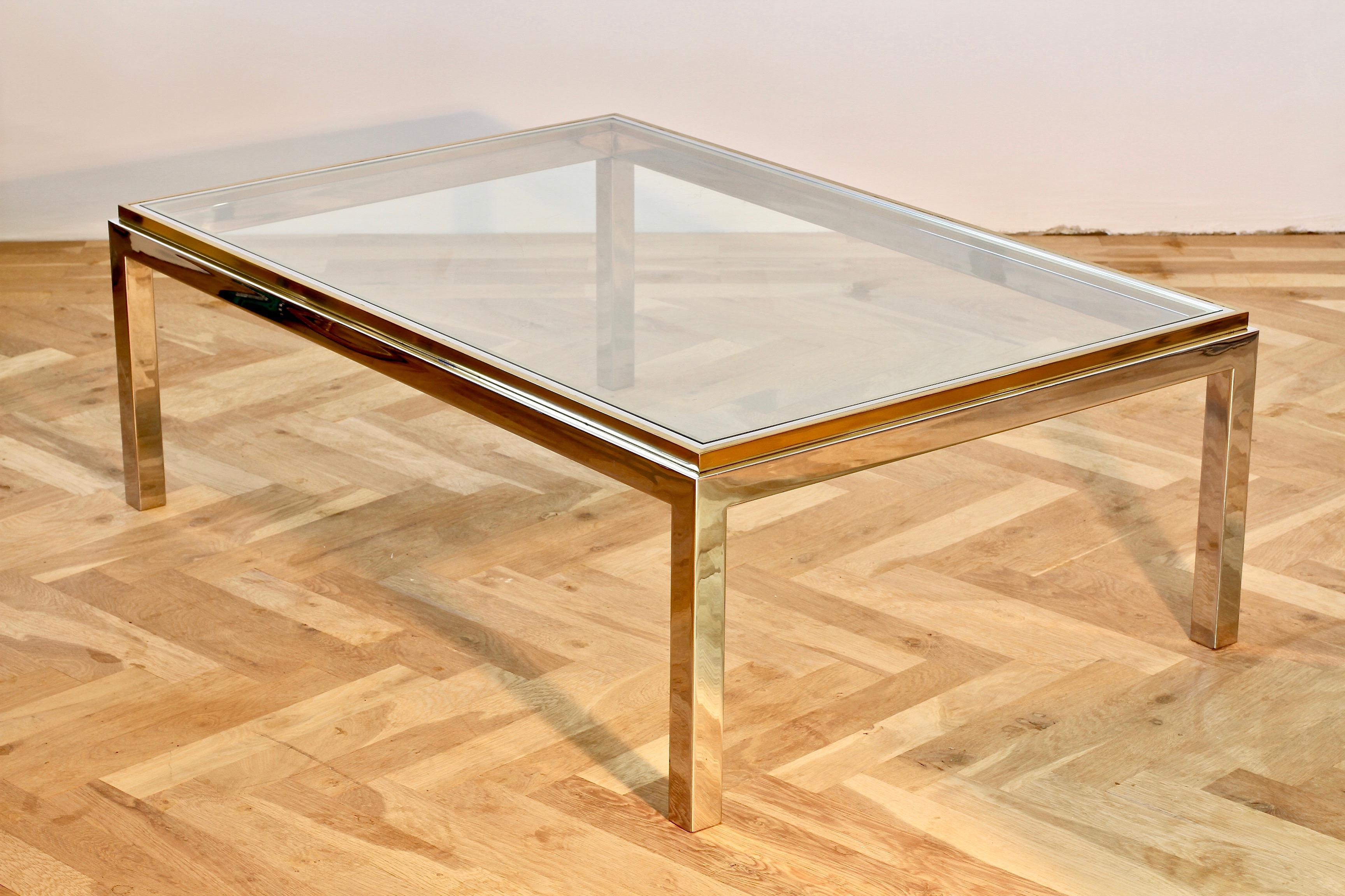 Willy Rizzo 'Flaminia' style brass and chrome-plated vintage midcentury coffee or centre table, circa 1970s. Perfect for the Hollywood Regency style enthusiast or midcentury lover although, this table would sit very well indeed within any