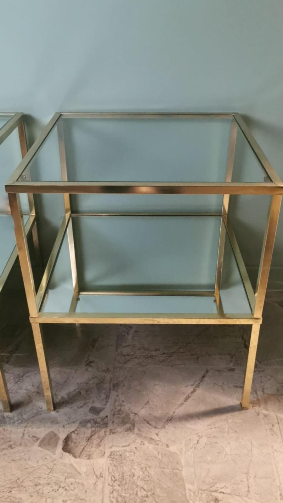 Paar italienische Couchtische aus Messing im italienischen Willy Rizzo-Stil mit Glas- und Spiegelplatten im Angebot 3