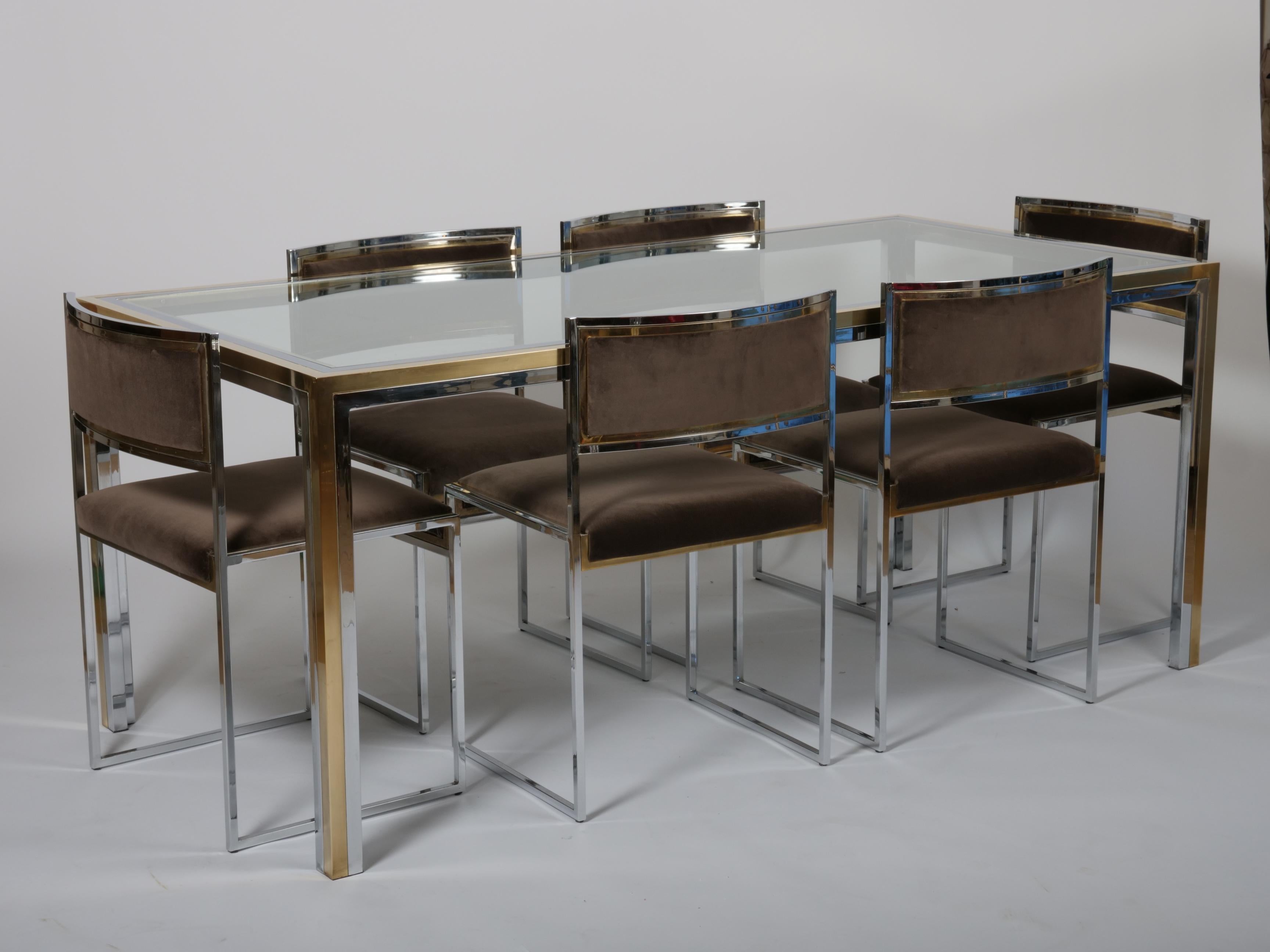 Rare ensemble de salle à manger de Willy Rizzo. 

Six chaises et une table. Chrome et laiton plaqué.

Les chaises sont recouvertes d'un velours de coton taupe.

Dimensions de la table. 
175cm x 85cm x 73cm 
