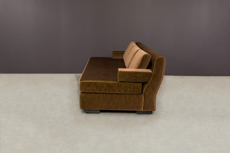 Willy Rizzo Three-Seat Modern Sofa in Brown Strié Velvet, circa 2010s, Signed  For Sale 4