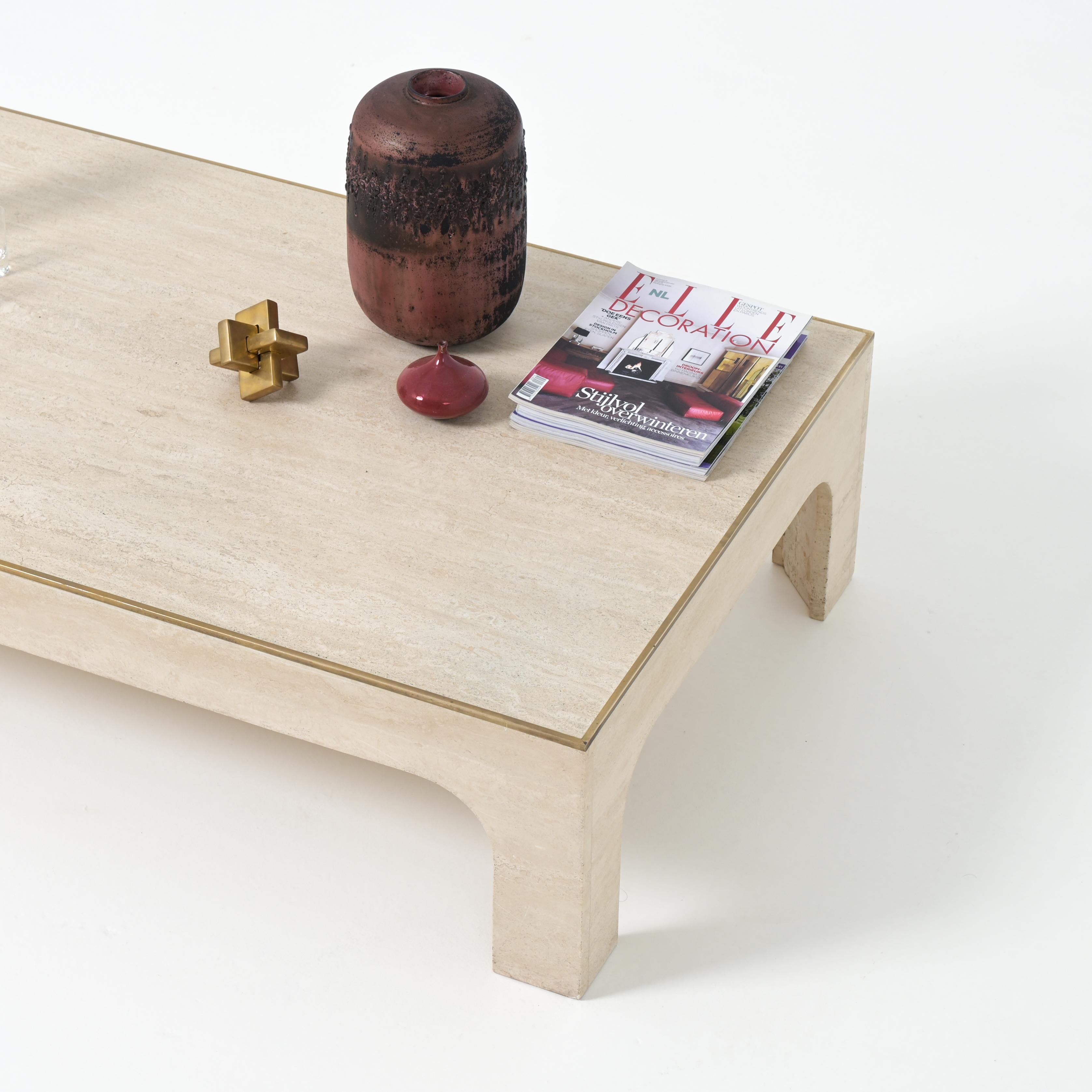 Table basse Willy Rizzo en travertin Bon état à Vlimmeren, BE