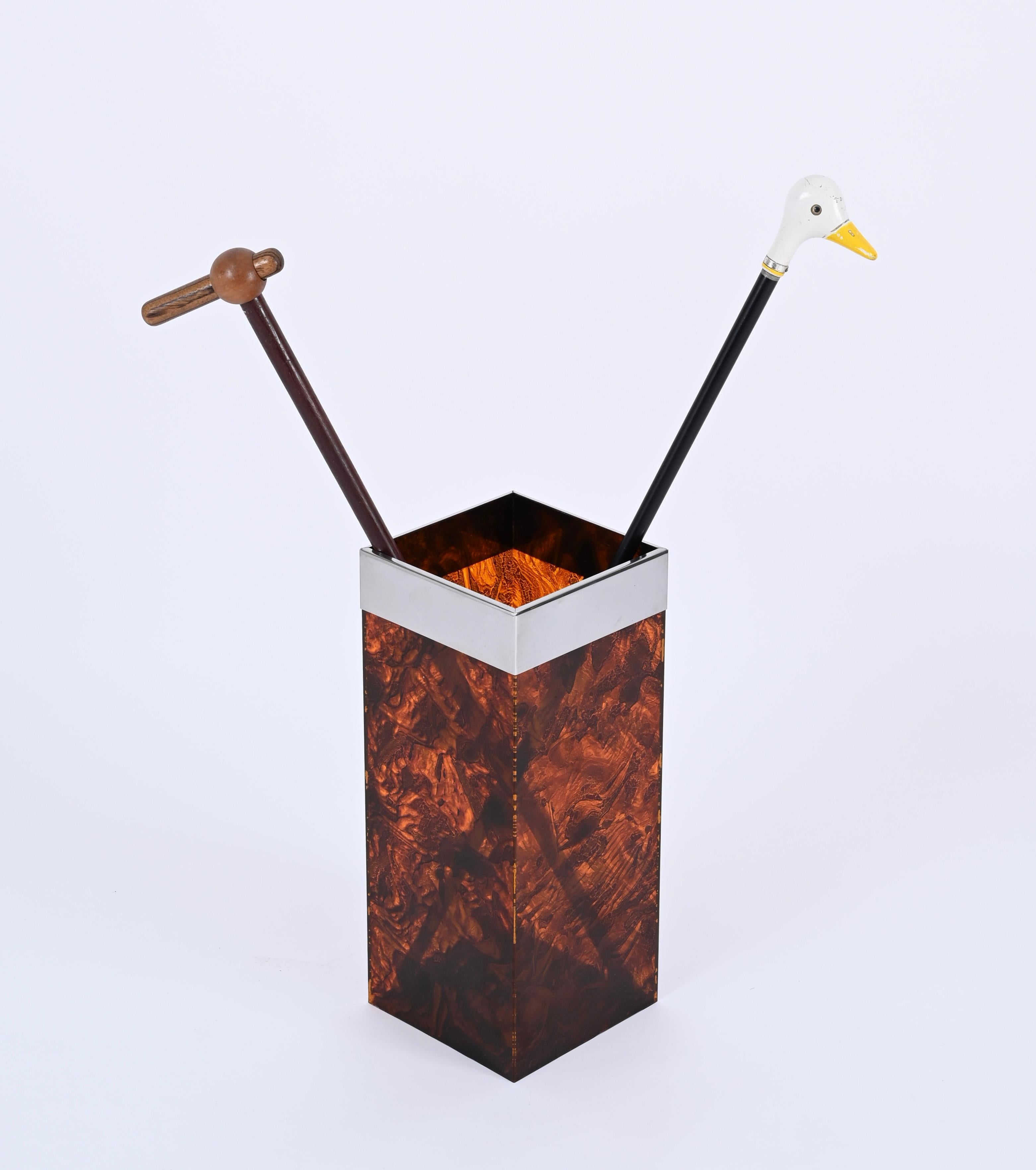 Mid-Century Modern Willy Rizzo Umbrella Stand in Tortoiseshell Lucite and Chrome, Italy 1980s For Sale