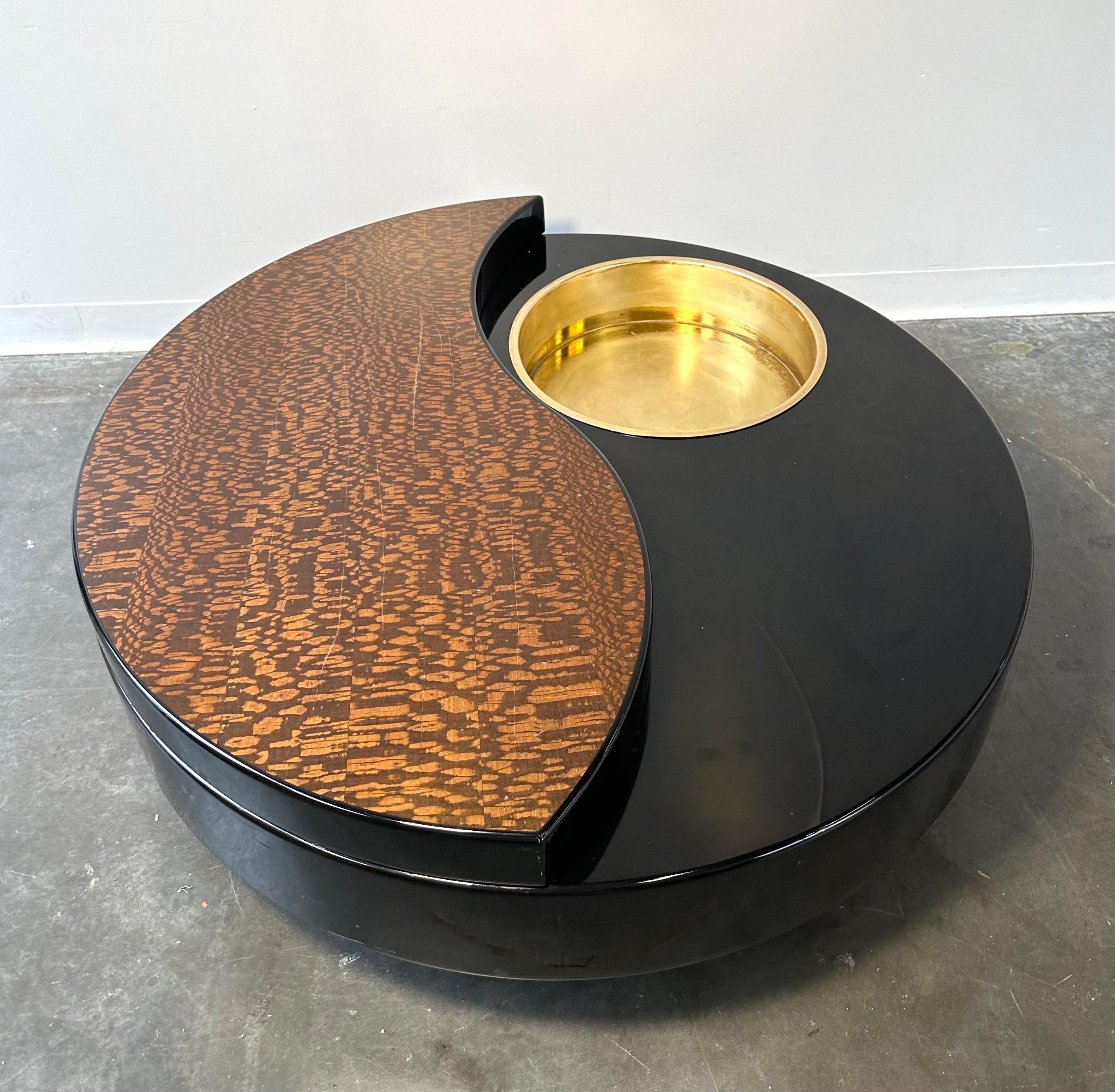 Post-Modern Mid Century Modern Willy Rizzo Ying Yang Coffee Table circa 1970