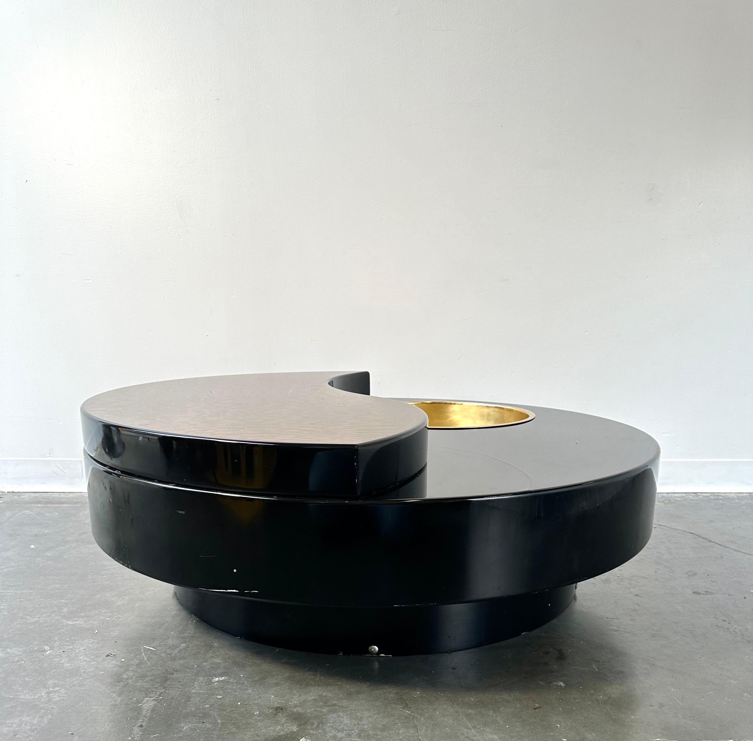 Lacquered Mid Century Modern Willy Rizzo Ying Yang Coffee Table circa 1970 For Sale