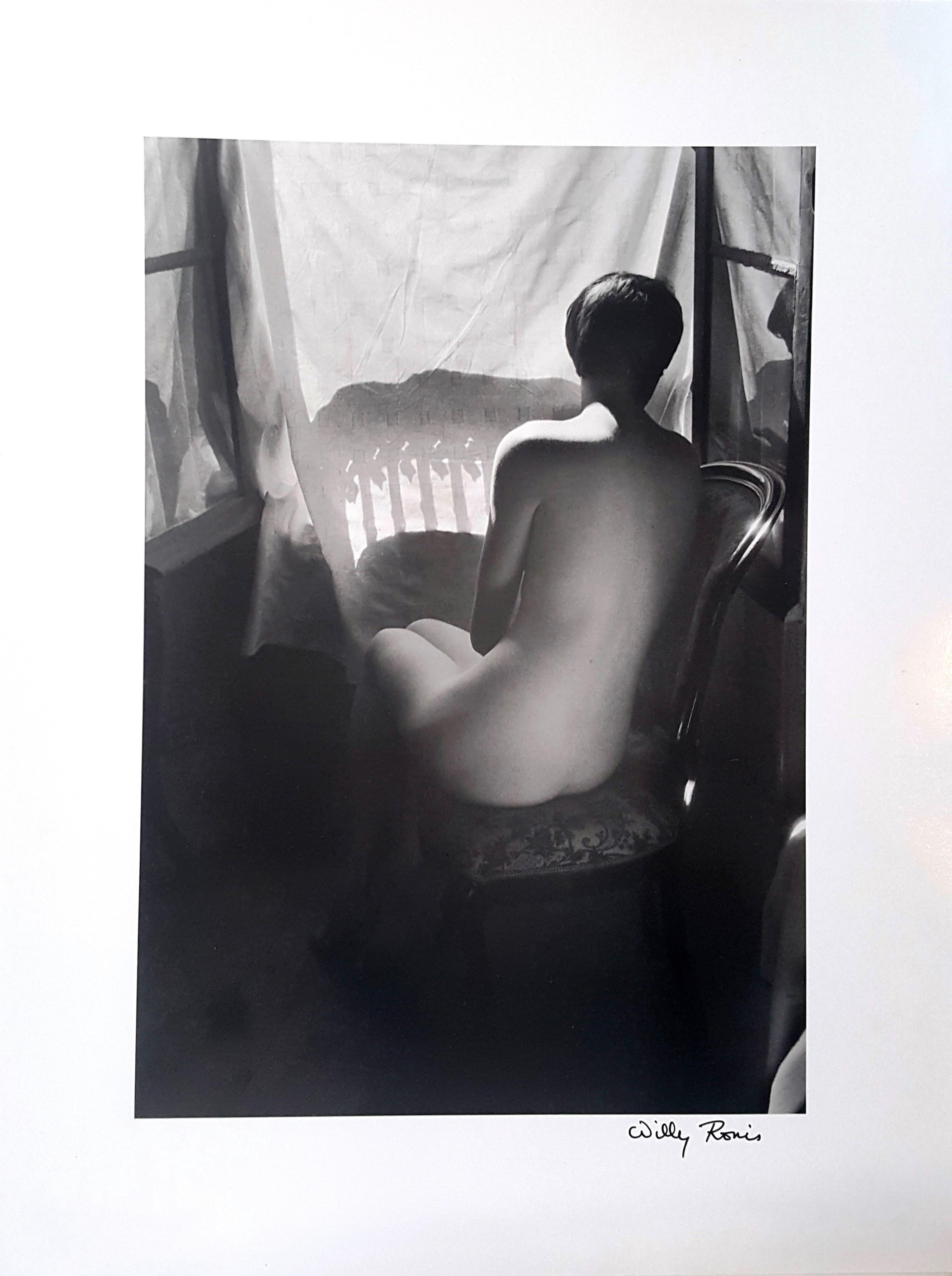 Deena's back - Willy Ronis, 20th Century, French Humanist Photography For Sale 1