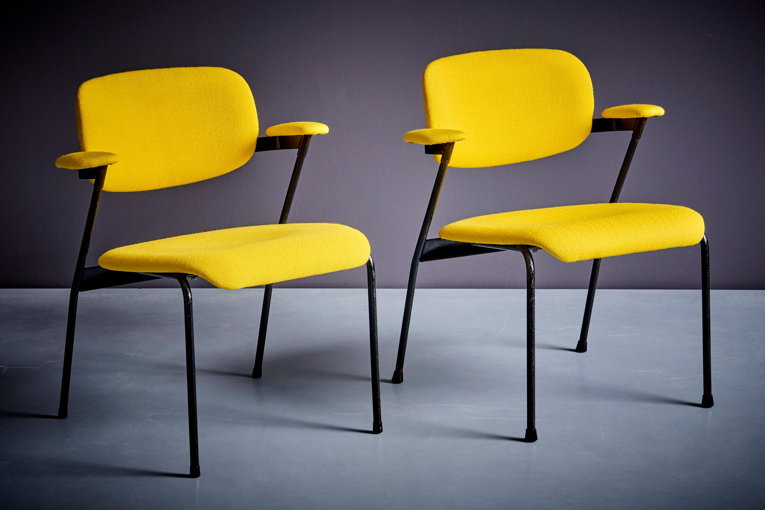 Paire de chaises longues jaune Willy van der Meeren pour Tubax en vente 3