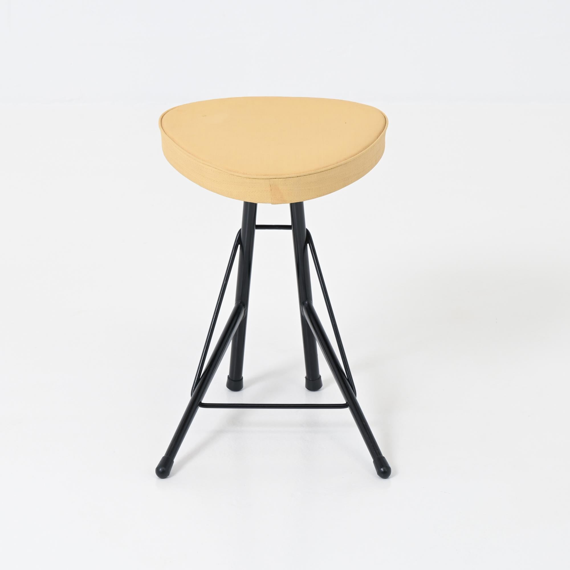 Willy Van Der Meeren low stool by Tubax In Good Condition For Sale In Vlimmeren, BE