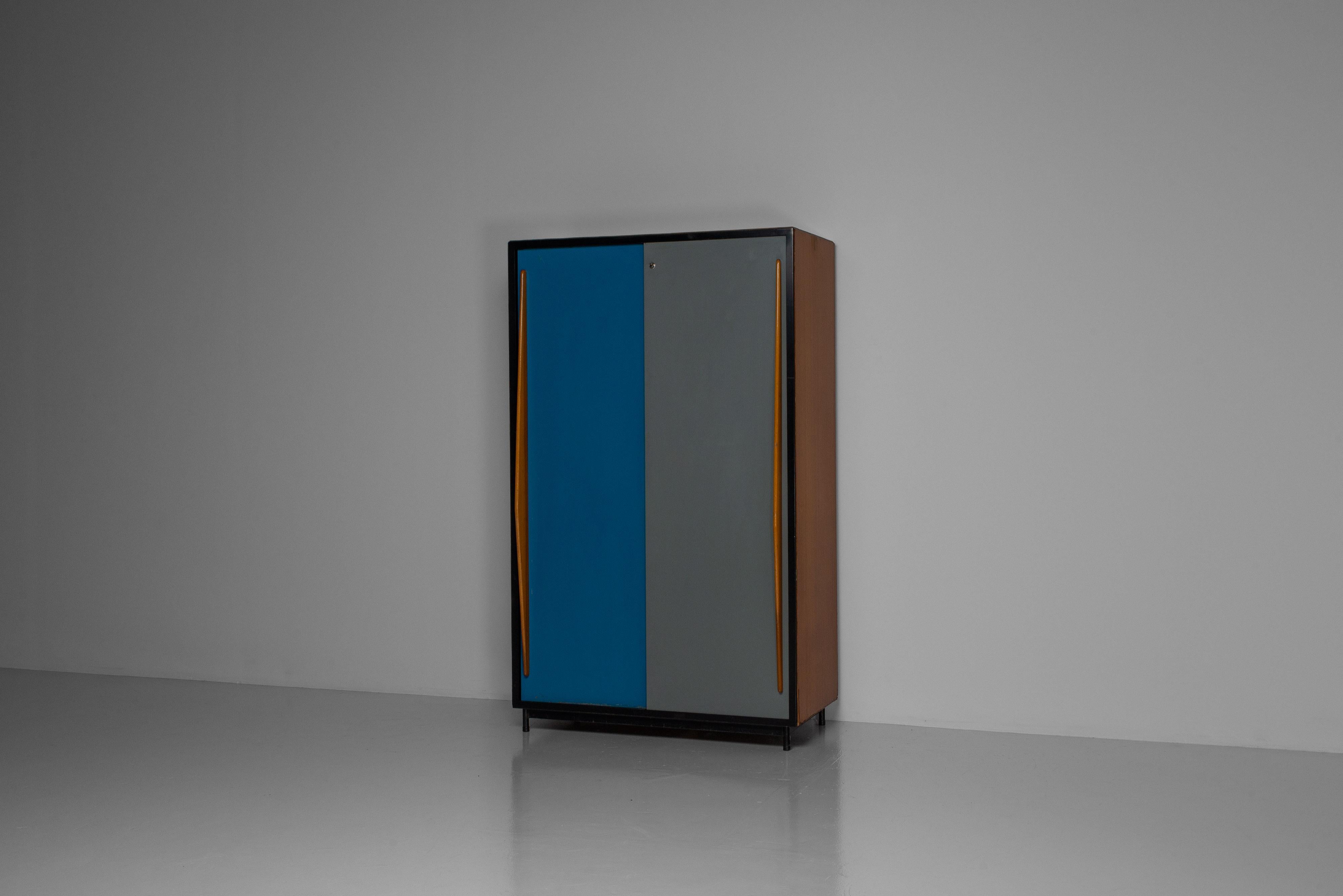 Armario Willy Van Der Meeren Tubax Bélgica 1952 Azul mediados del siglo XX en venta