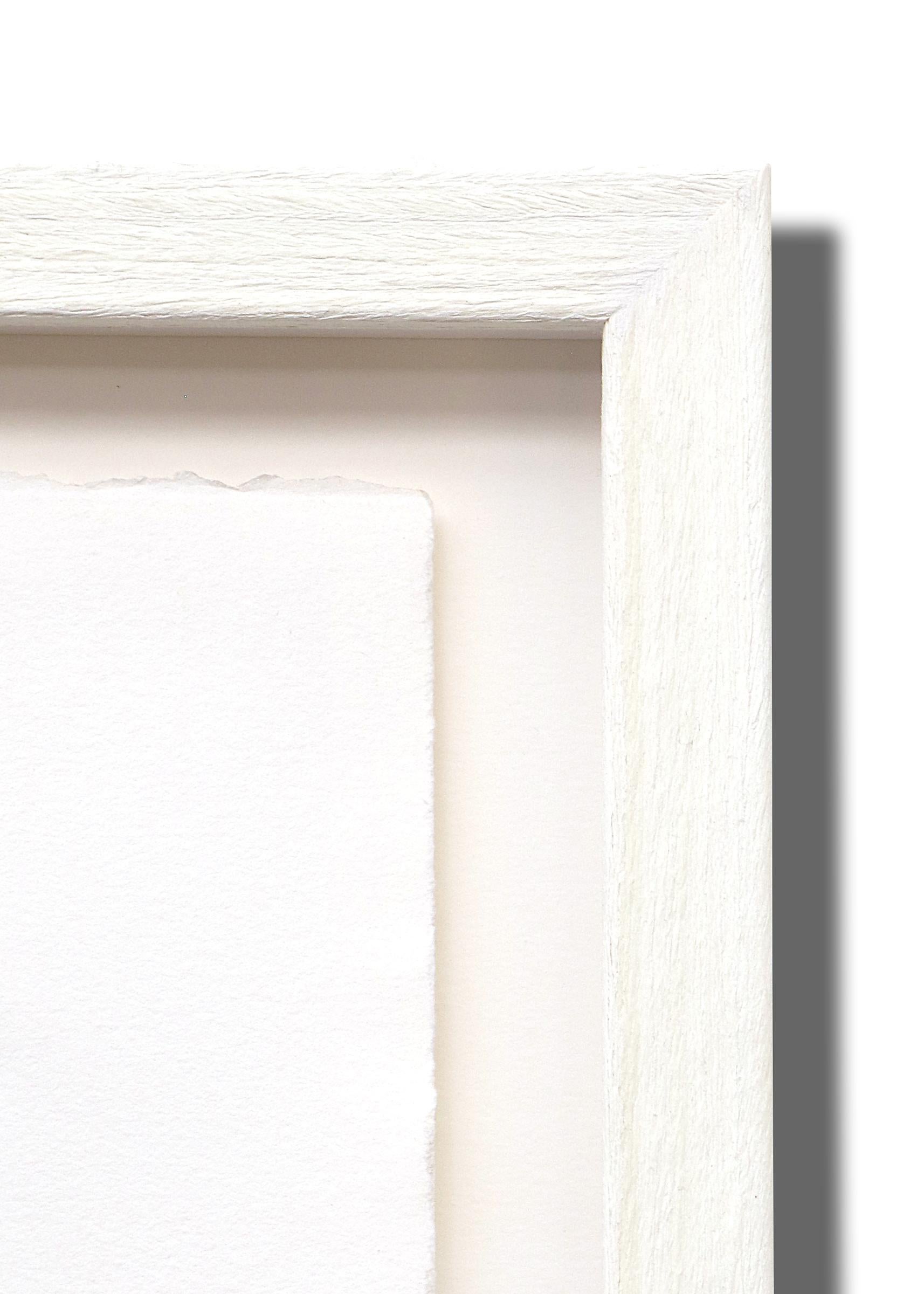 Abstrakte abstrakte Bilder in Blau, Grau, Weiß und Rot, Triptychon aus 3 original gerahmten Monotypien im Angebot 6