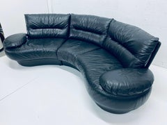 Wilma Salotti Postmodern Black Leather Rounded Back Sectional Sofa, Italy, 1980s