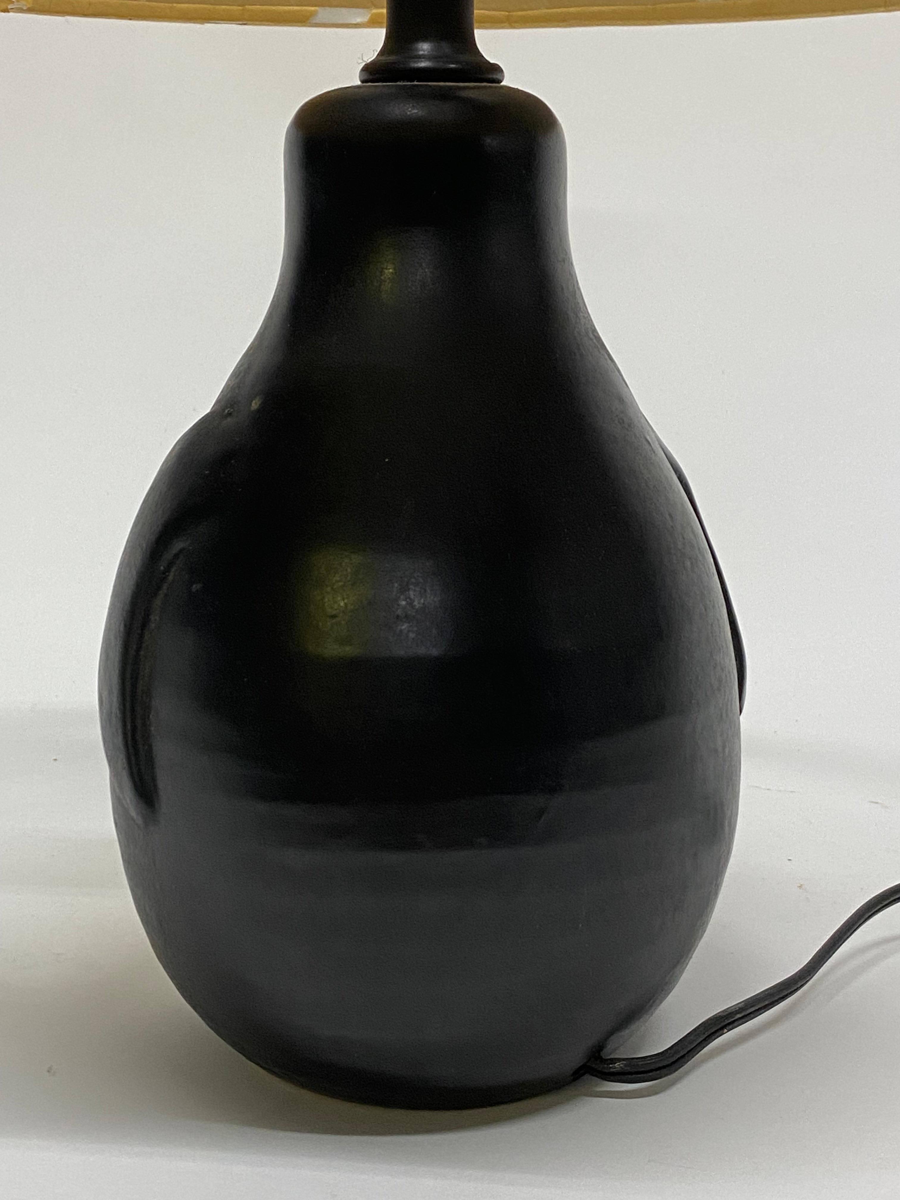 Wilmar Ceramic Penguin Table Lamp 4