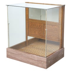 Antique Wilmarth Crystal Umbrella/Cane Cabinet or Display Case Grand Rapids MI 1910-1920