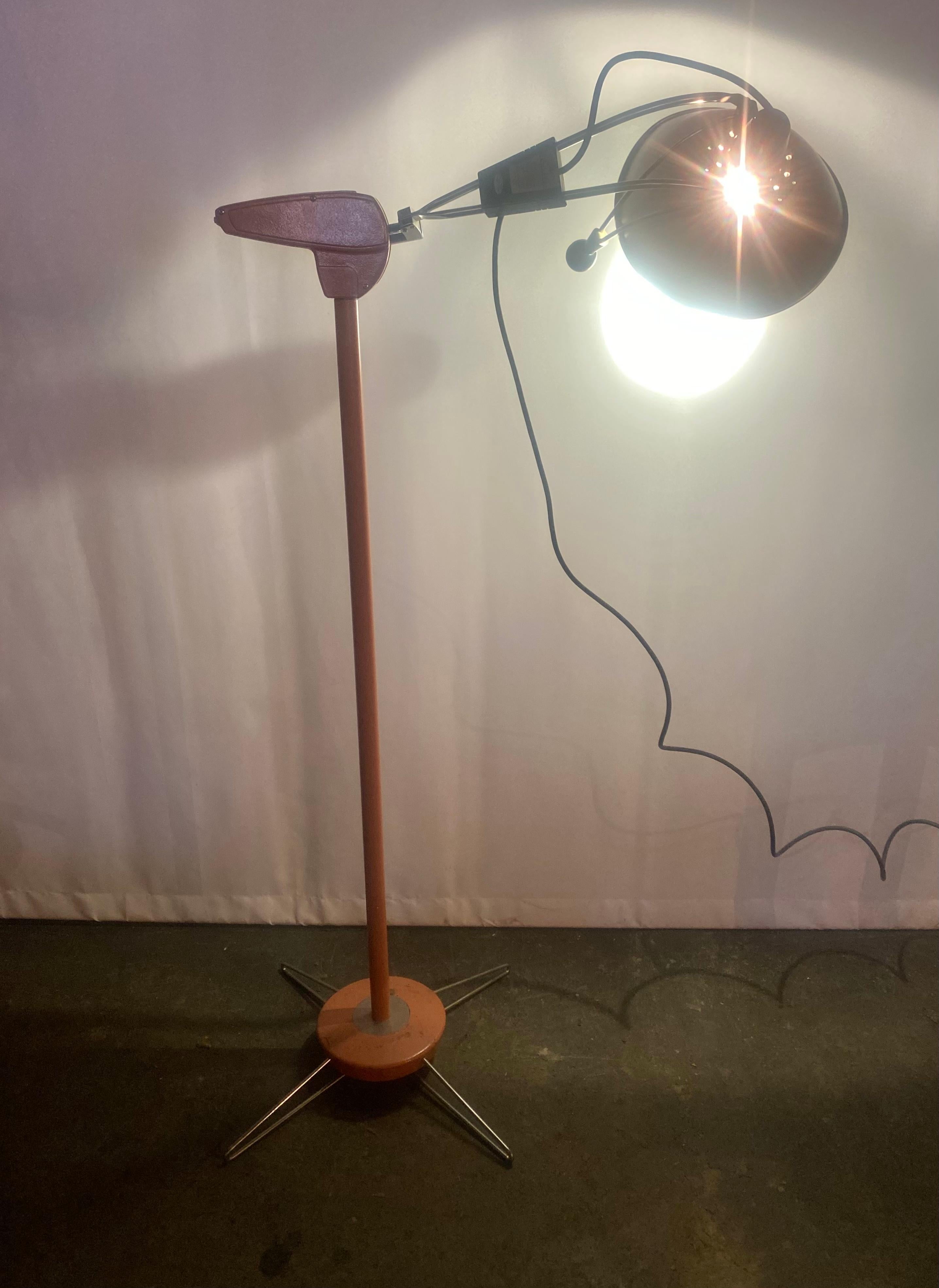 Wilmot Castle Medical / operating Floor Lamp, Modernist design, Amazing color  For Sale 3