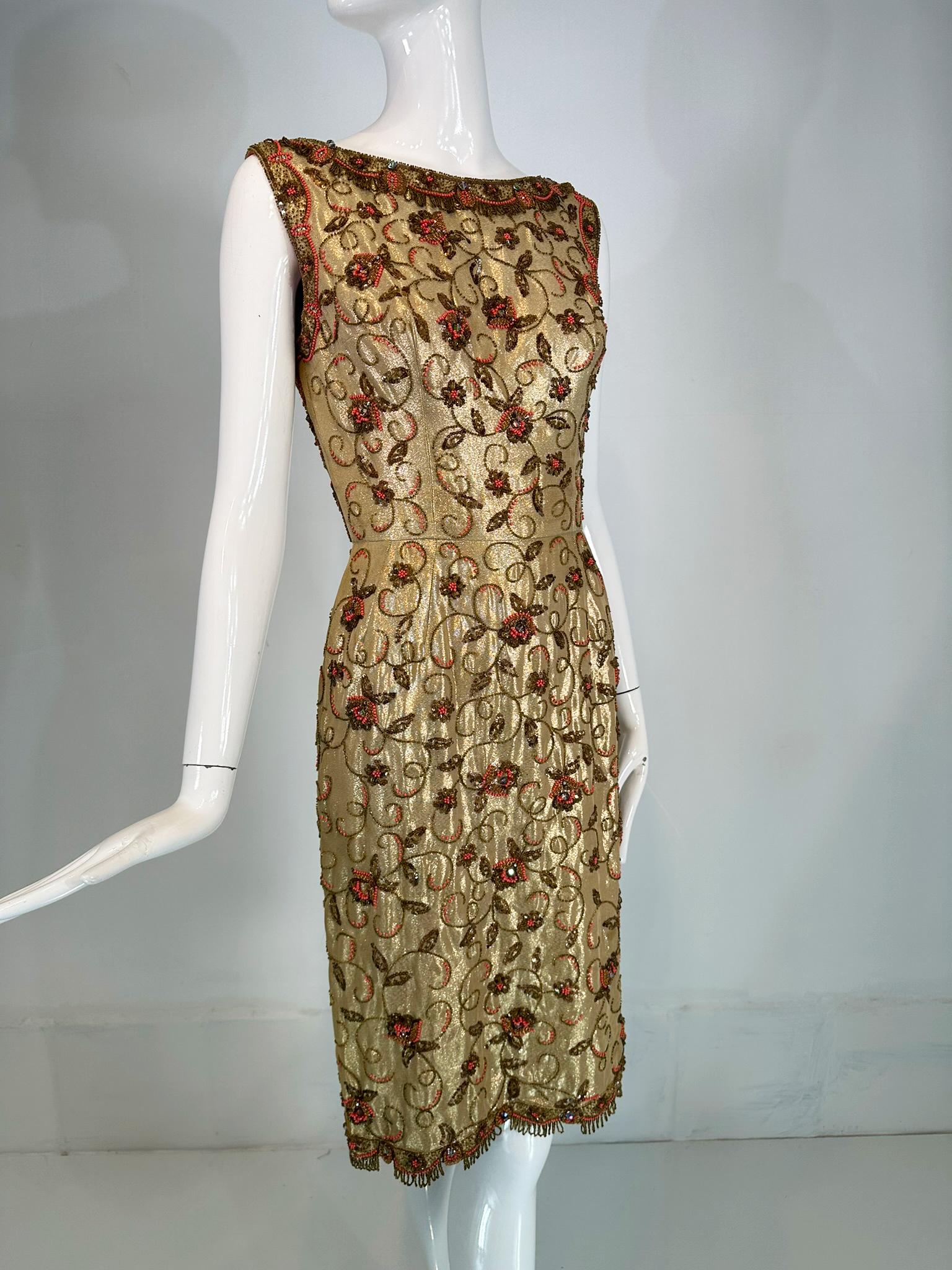 Wilson Abbott Wilson Folmar 1950 Coral Oro Abalorios y Lentejuelas Vestido de novia de oro en venta 12
