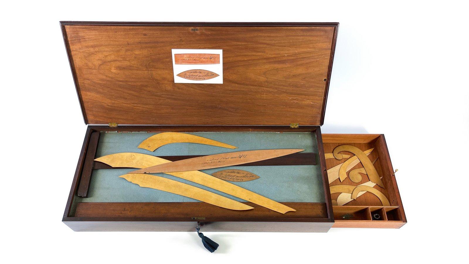 19th Century Wilson Chilton’s mahogany Naval Architects/draughtsman box of curves/templates For Sale