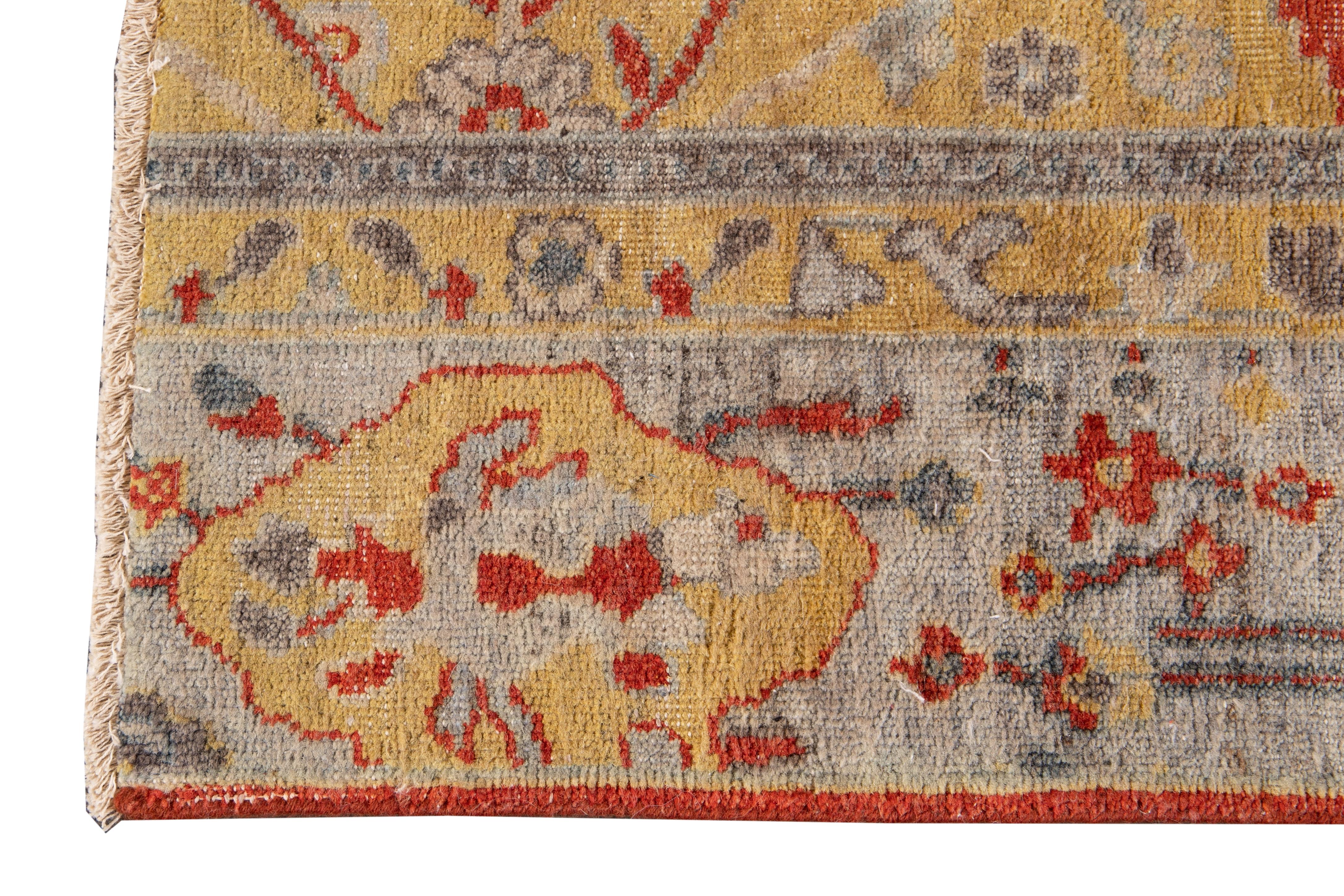 Wilton Kollektion Handgewebter moderner Teppich aus Wolle (Handgeknüpft) im Angebot