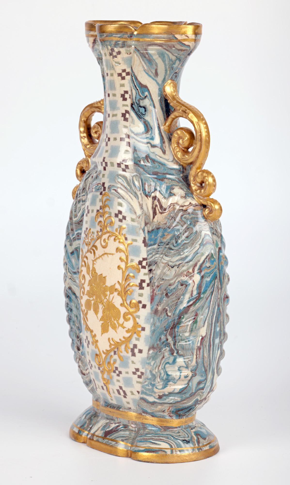 Fin du XIXe siècle Vase à deux poignées Wilton Parker Rix Doulton Lambeth Marqueterie Ware en vente