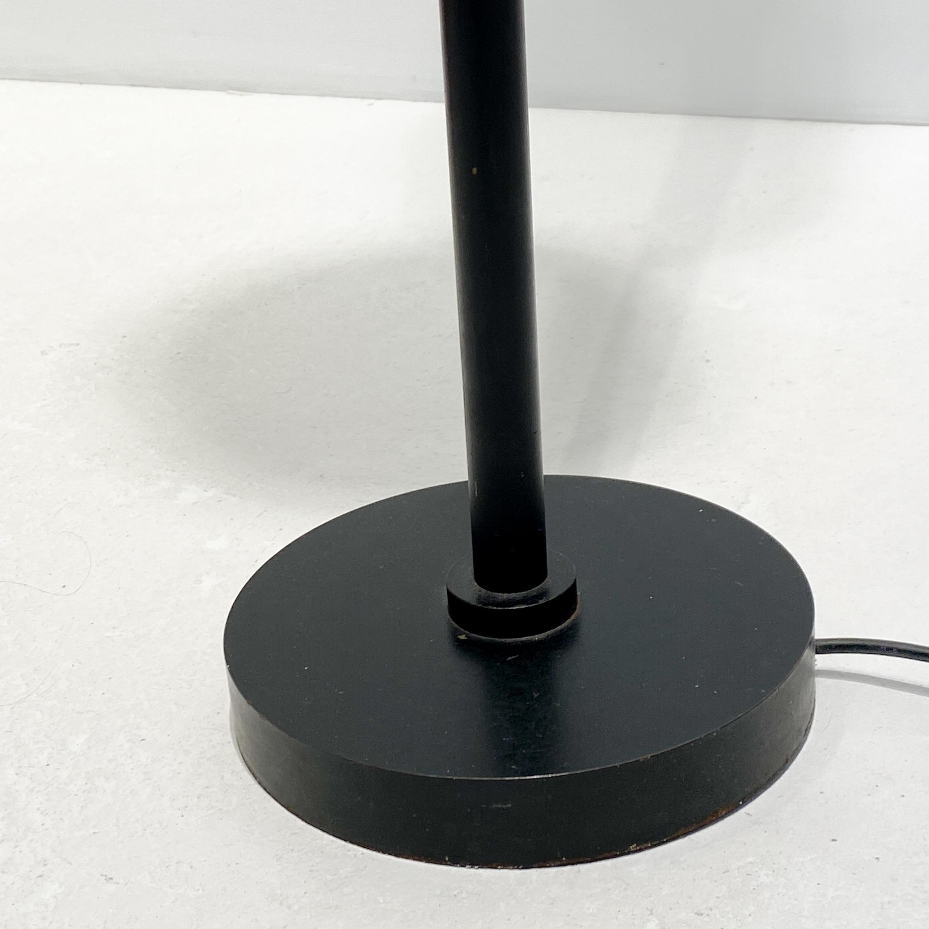 Wim den Boon, black one-off floorlamp icw Gispen, midcentury modern design 1950s In Good Condition For Sale In AMSTERDAM, NL