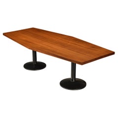 Mesa de comedor Wim Den Boon de caoba maciza y metal
