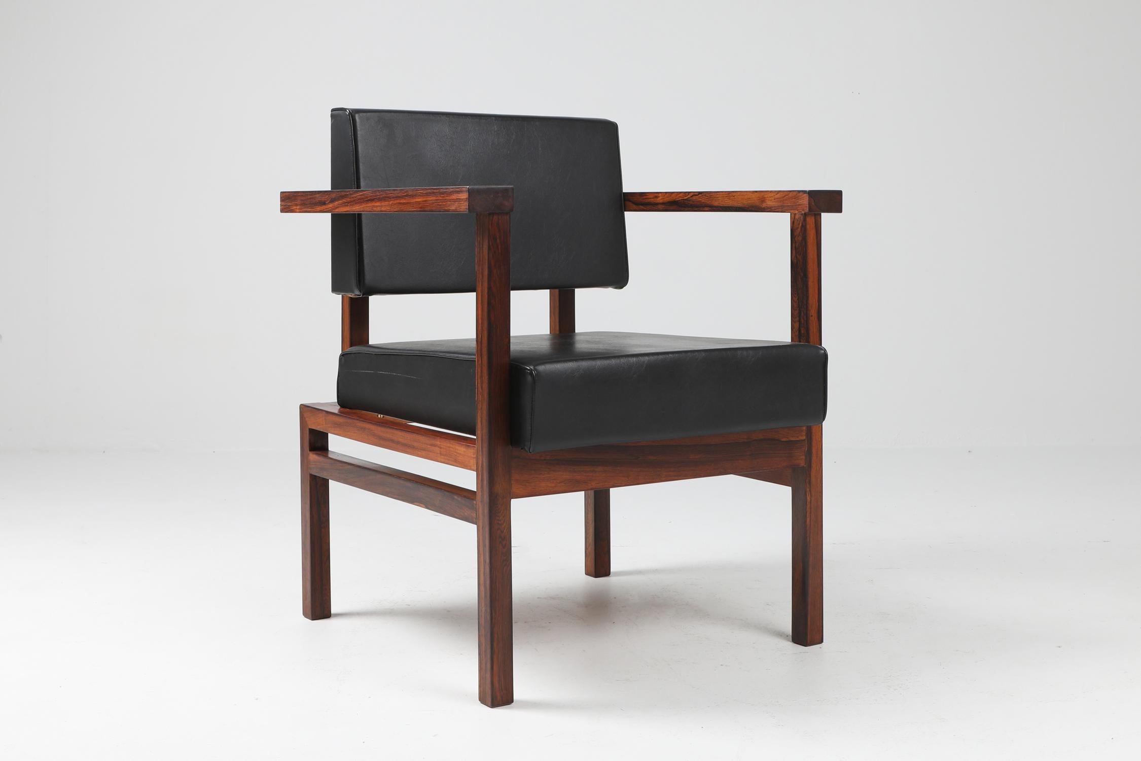 Black executive chair, Wim Den Boon, the Netherlands, the 1950s.
Wim Den Boon formed 'Groep &' just after the liberation of The Netherlands in 1945 together with Hein Stolle & P. Kleykamp.
'Goed Wonen' designer Wim Den Boon holds a key position in