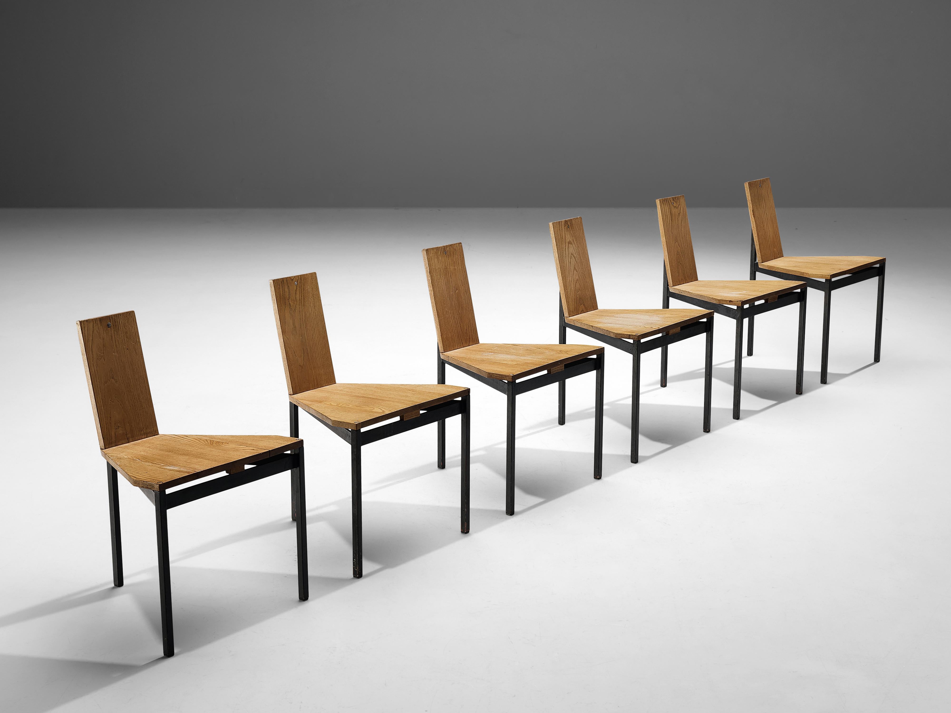 Wim Den Boon Set de six chaises de salle à manger en frêne et métal Bon état - En vente à Waalwijk, NL