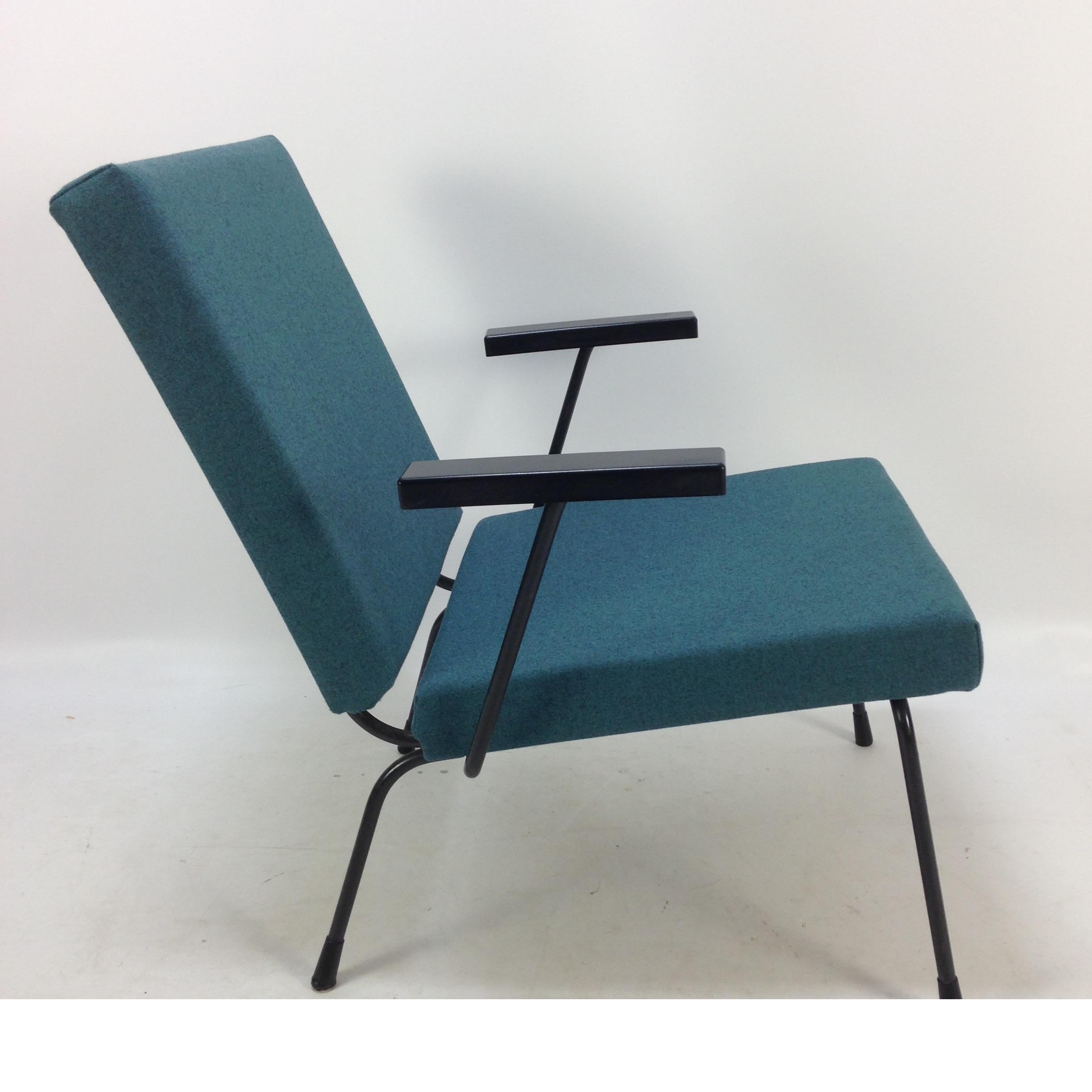 Dutch Wim Rietveld 1407 Lounge Chair for Gispen, 1950’s For Sale