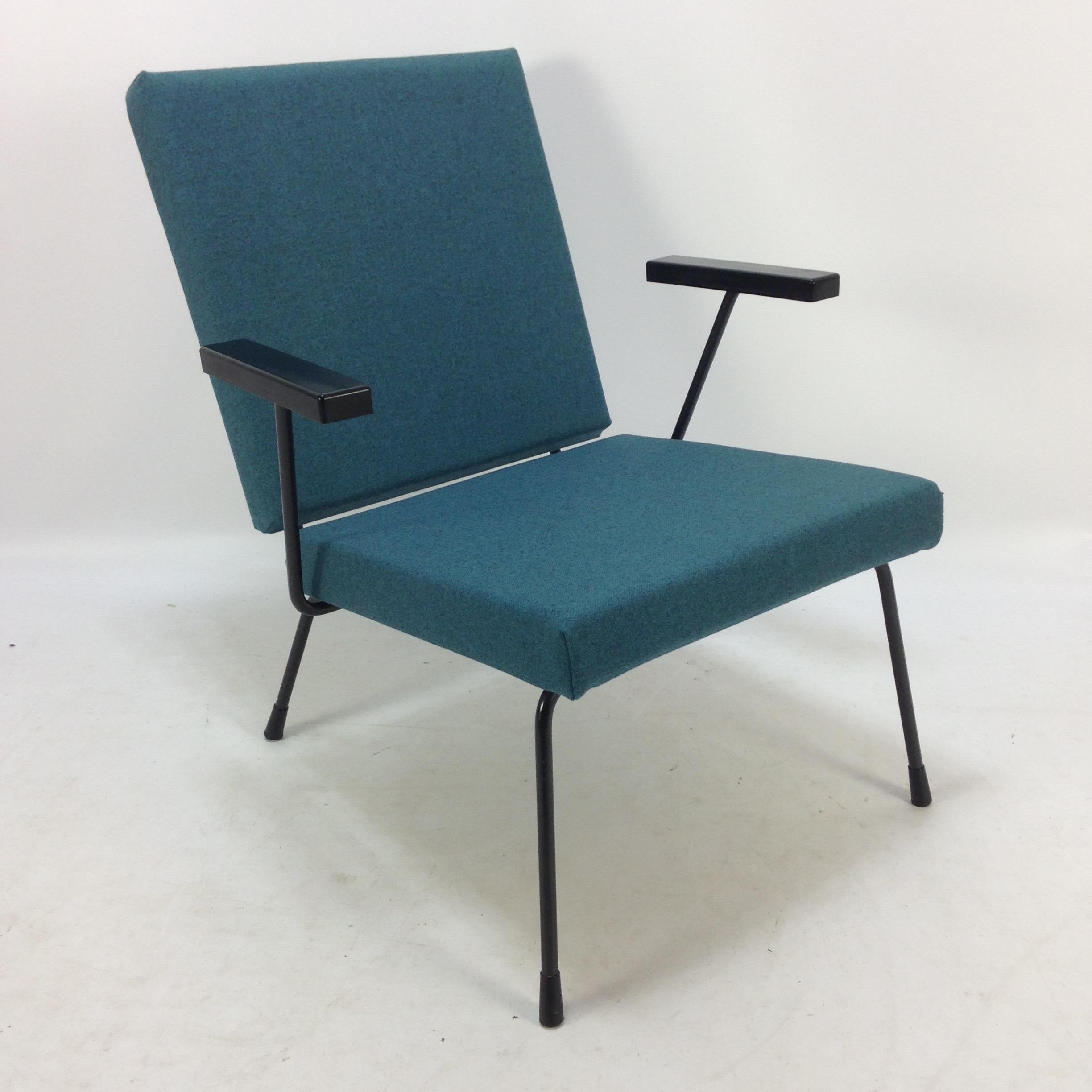 Painted Wim Rietveld 1407 Lounge Chair for Gispen, 1950’s For Sale