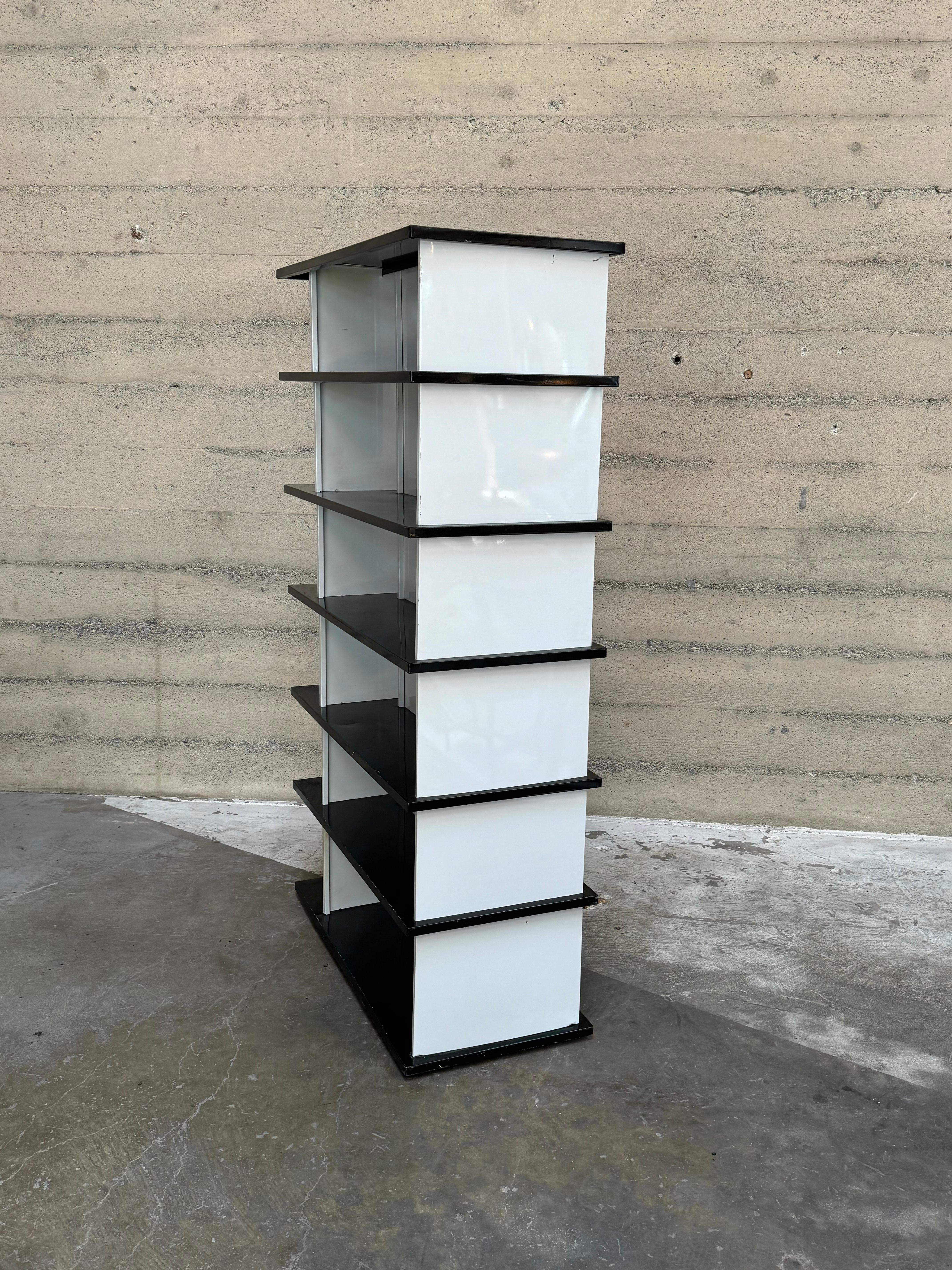 Wim Rietveld (1924-1985)  Regale / Raumtrenner 2