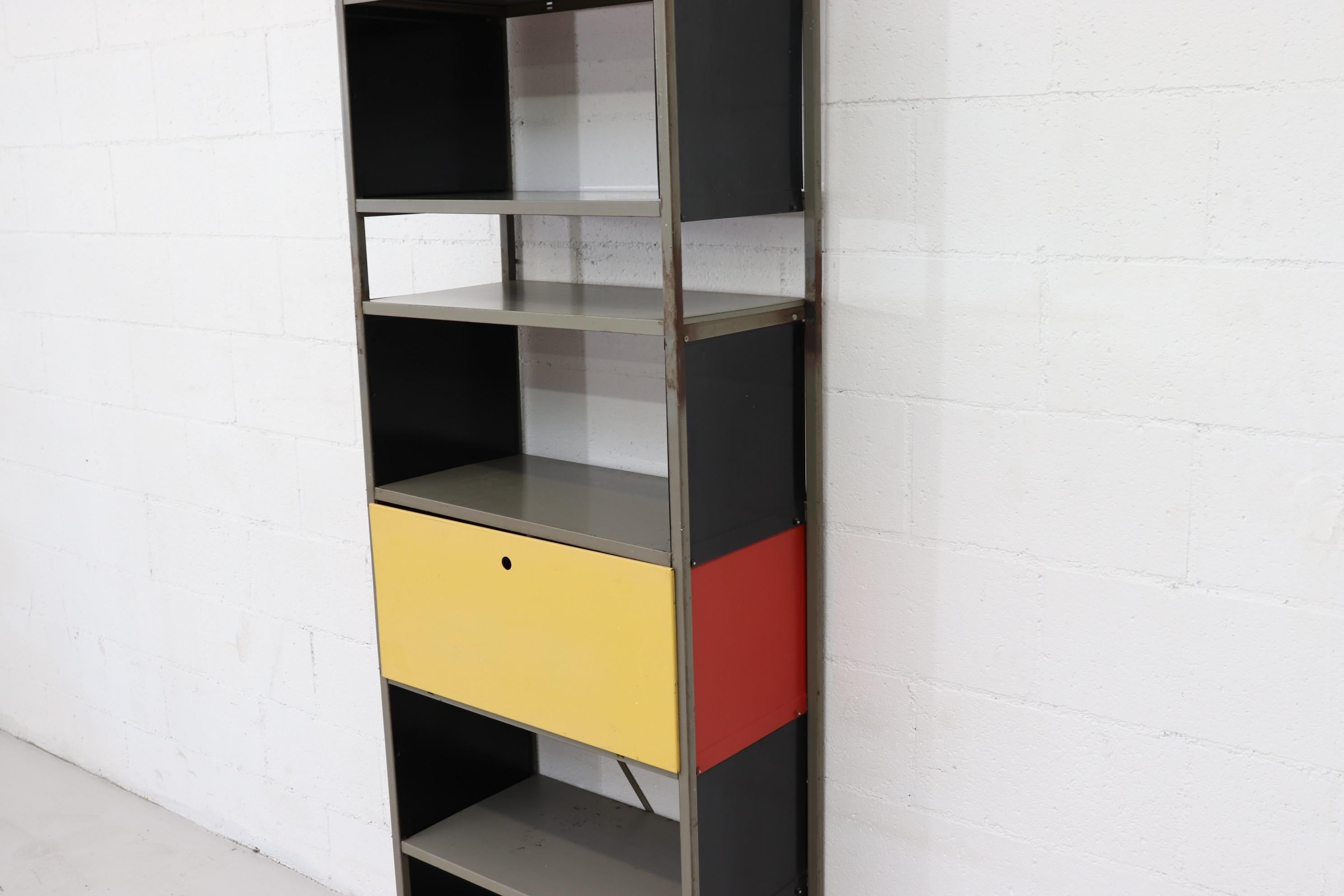 Néerlandais Bibliothèque 663 de Wim Rietveld pour Gispen en vente