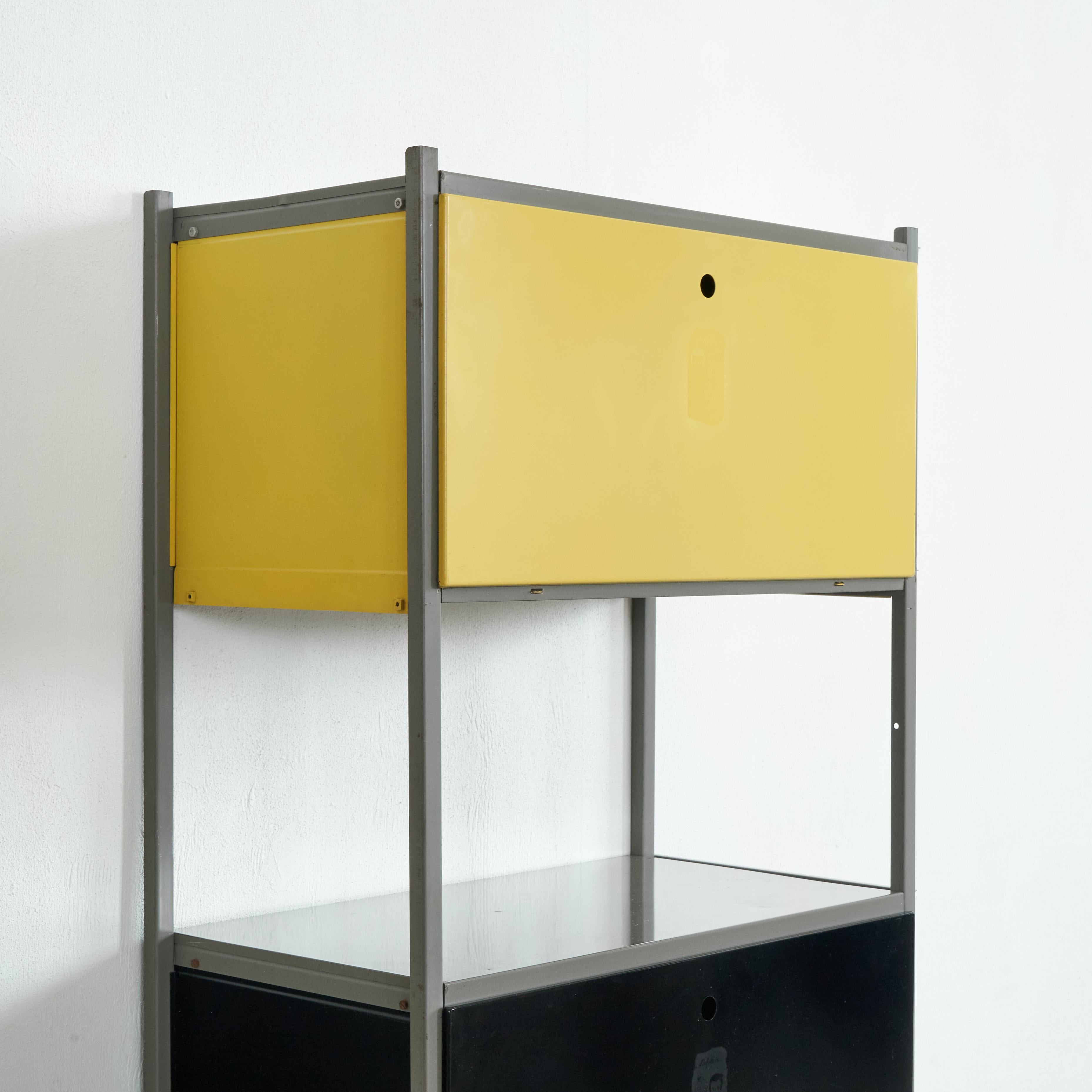 Mid-Century Modern Wim Rietveld 663 Cabinet for Gispen 1954