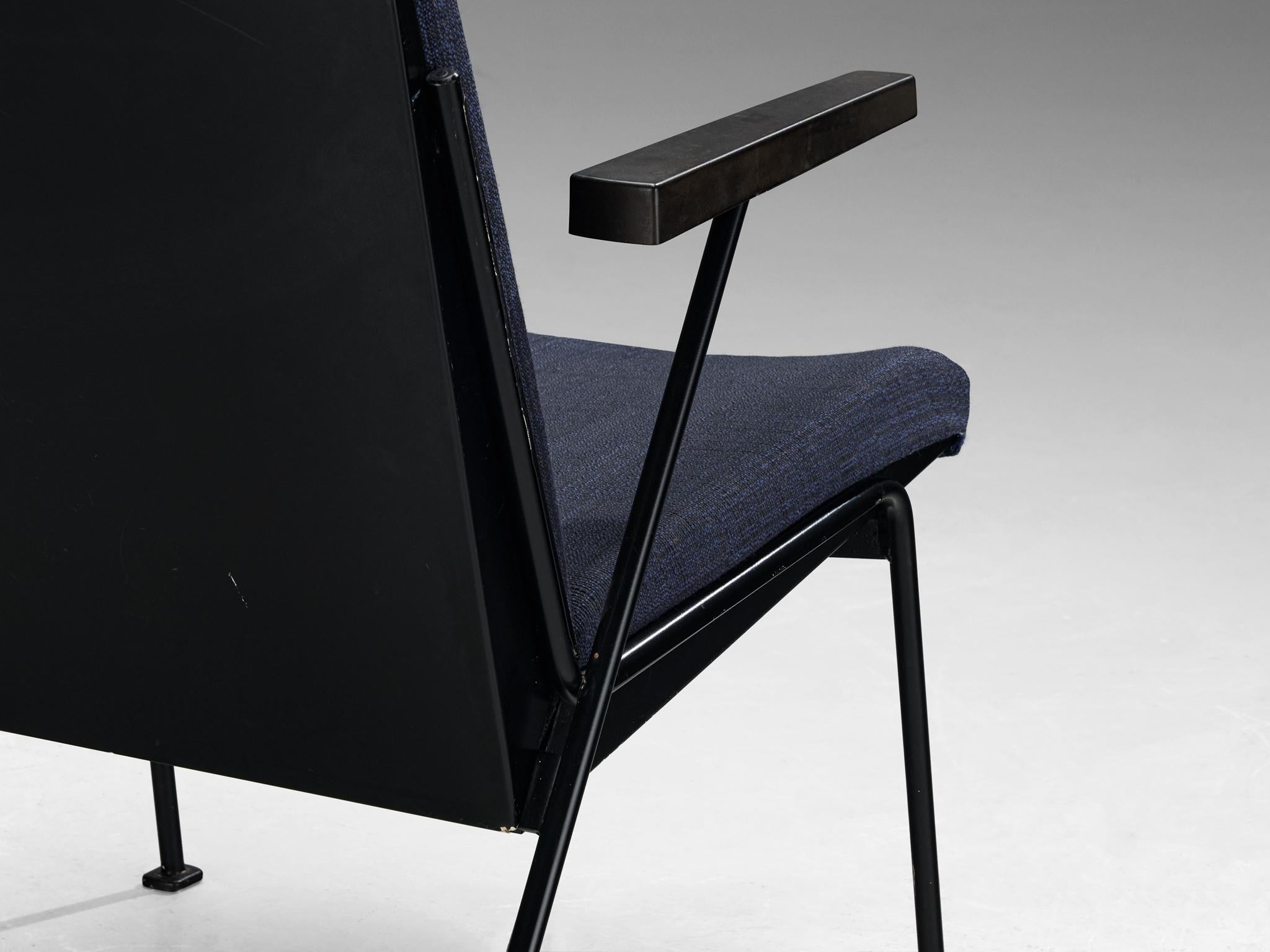 Mid-20th Century Wim Rietveld for Ahrend De Cirkel 'Oase' Lounge Chair in Blue Upholstery  For Sale