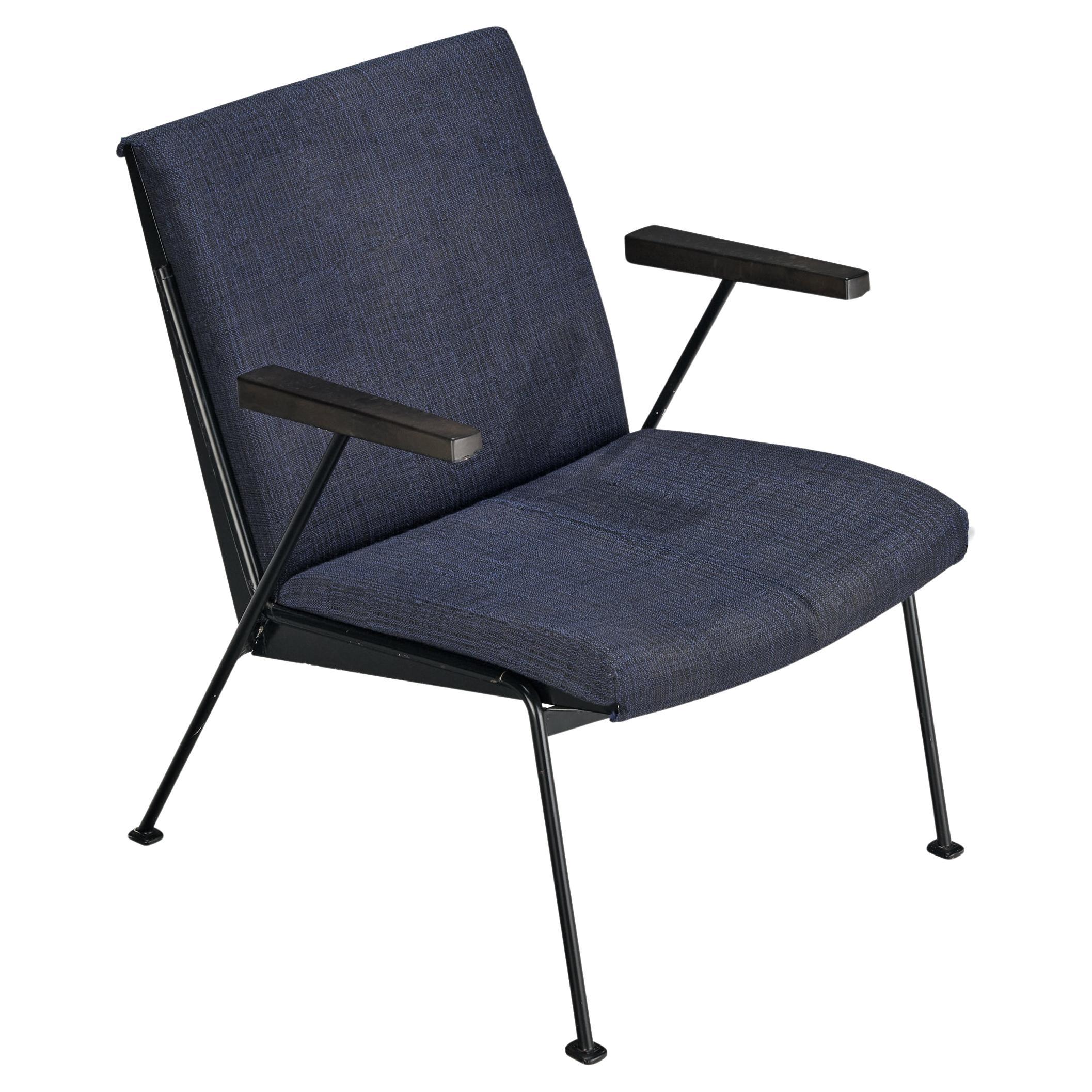 Wim Rietveld for Ahrend De Cirkel 'Oase' Lounge Chair in Blue Upholstery  For Sale