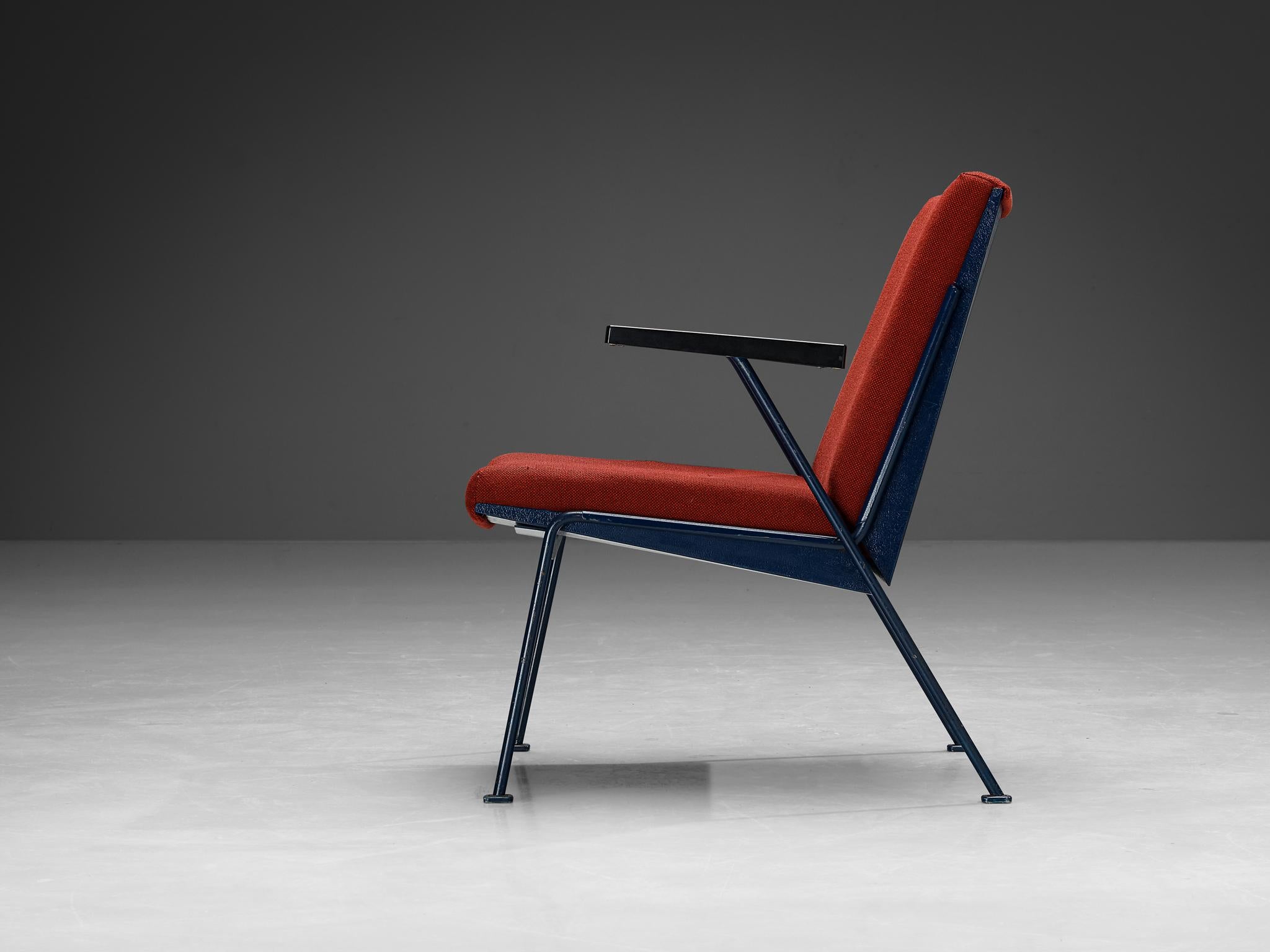 Dutch Wim Rietveld for Ahrend De Cirkel 'Oase' Lounge Chair in Red Upholstery For Sale
