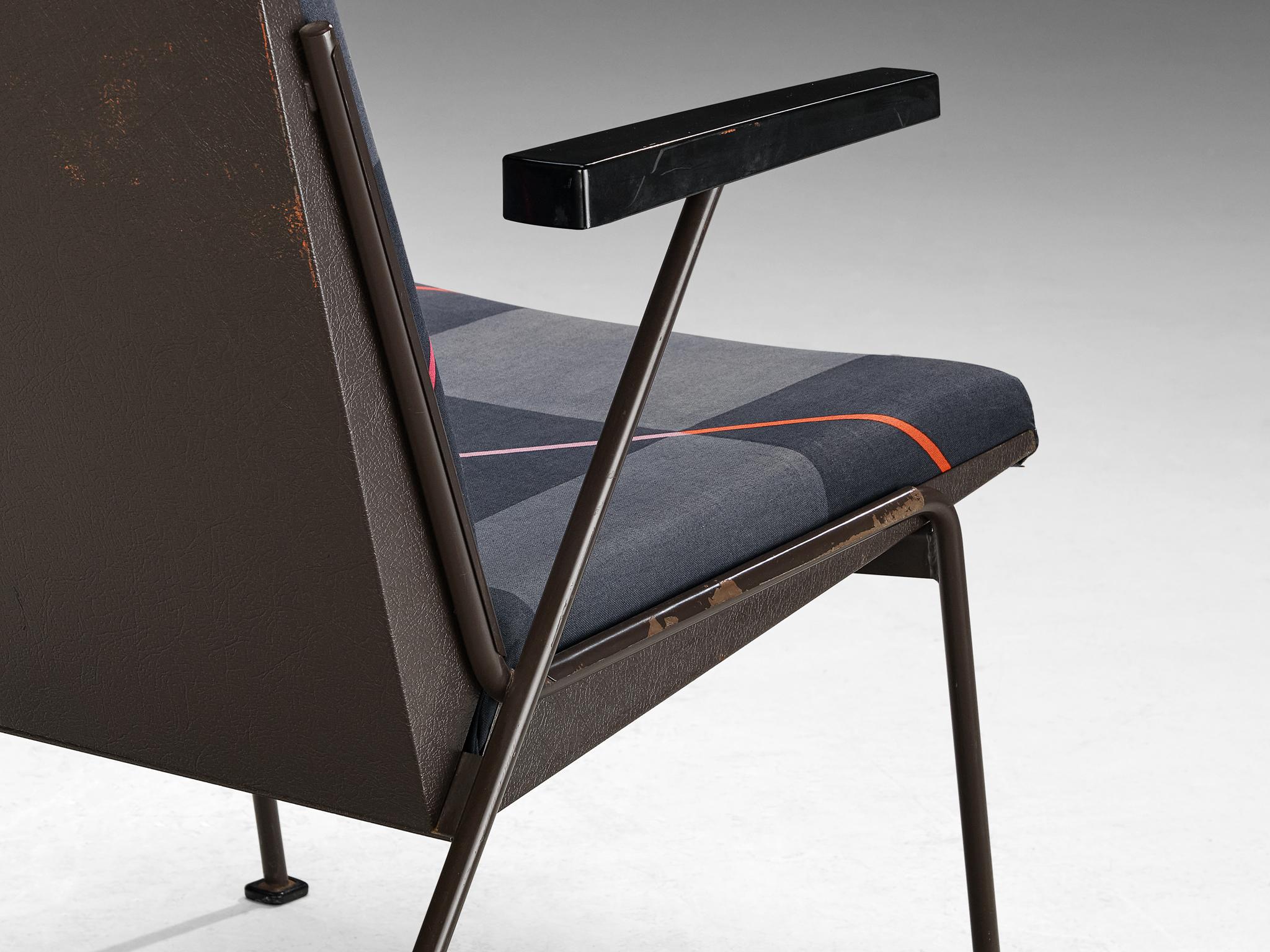 Wim Rietveld for Ahrend De Cirkel 'Oase' Lounge Chairs  For Sale 1
