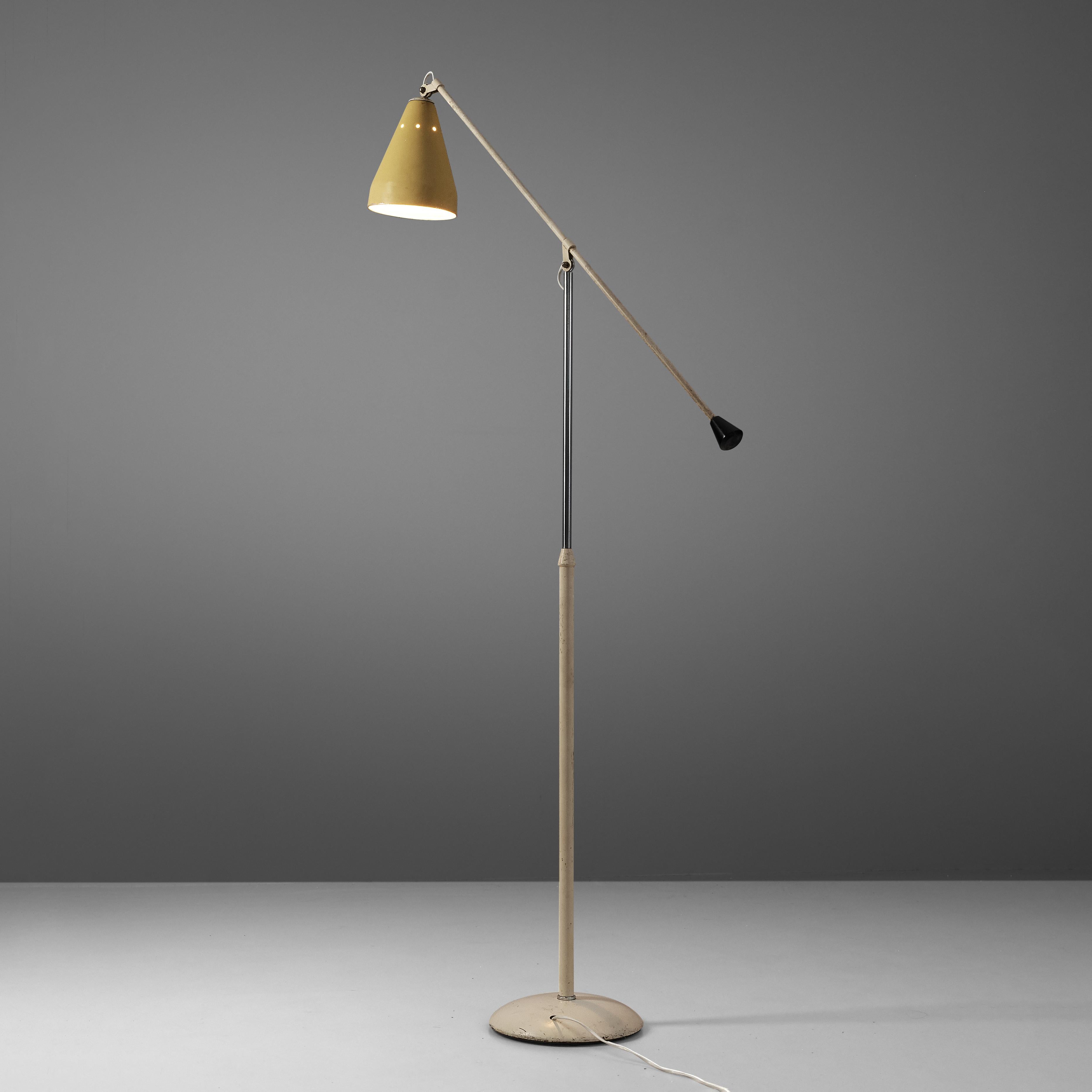 Wim Rietveld for Gispen, 6332 floor lamp, enameled and chrome-plated steel, enameled aluminum, plastic, The Netherlands, 1955

This Dutch modernist floor lamp is designed by Wim Rietveld for Gispen in 1955. It consists of two arms. Firstly the