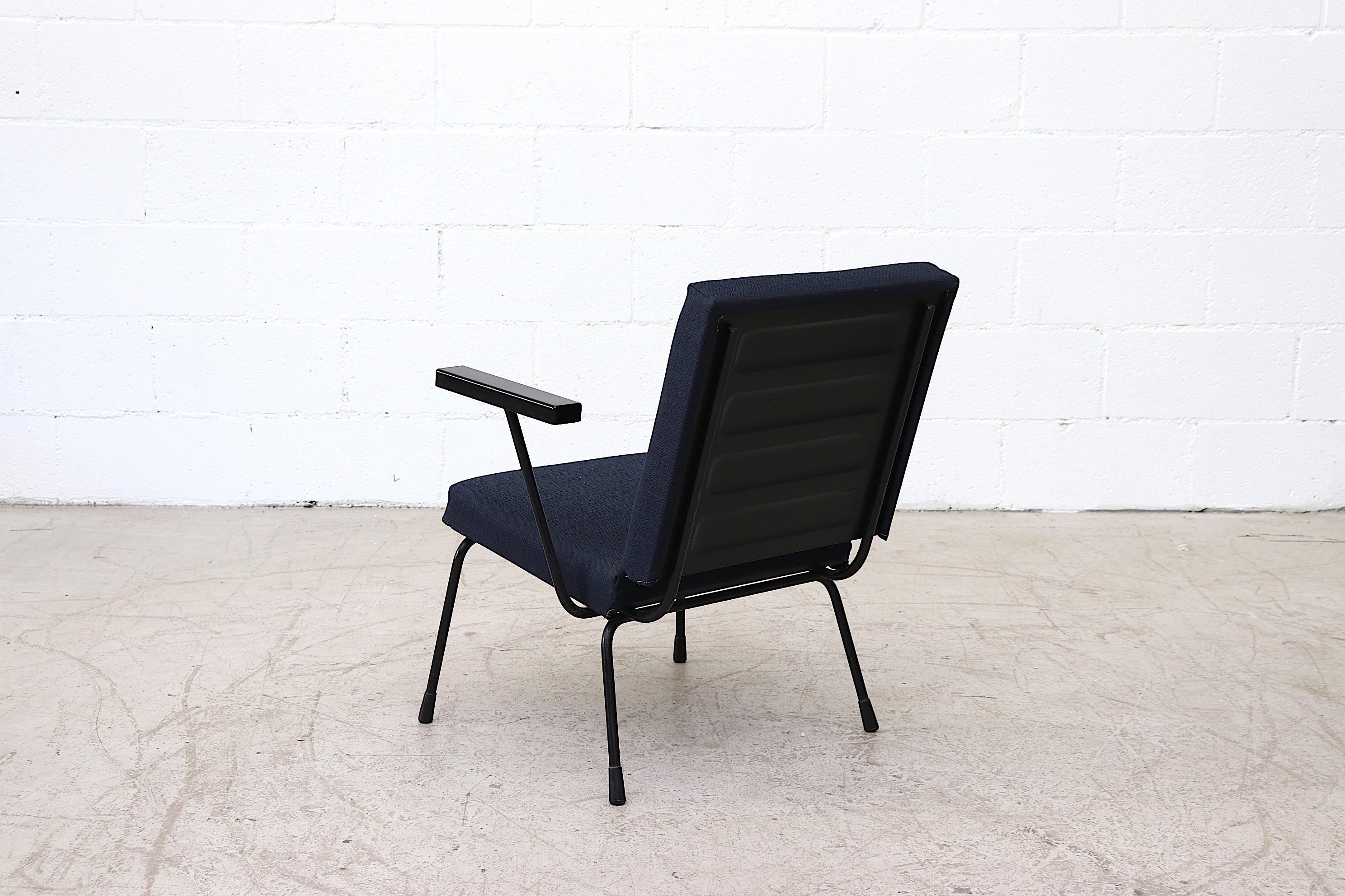 Pair of Wim Rietveld Model 1401 Lounge Chairs for Gispen In Good Condition In Los Angeles, CA