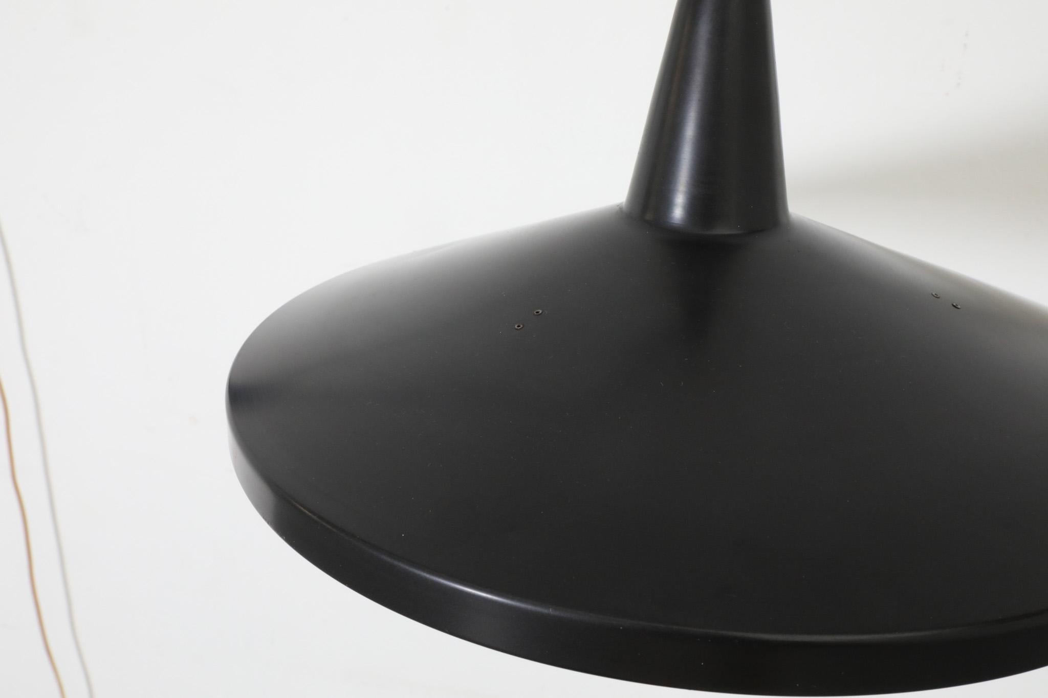 Wim Rietveld  Wandleuchte „Modell 4050“ oder „Panama“ aus schwarz emailliertem Metall im Angebot 4