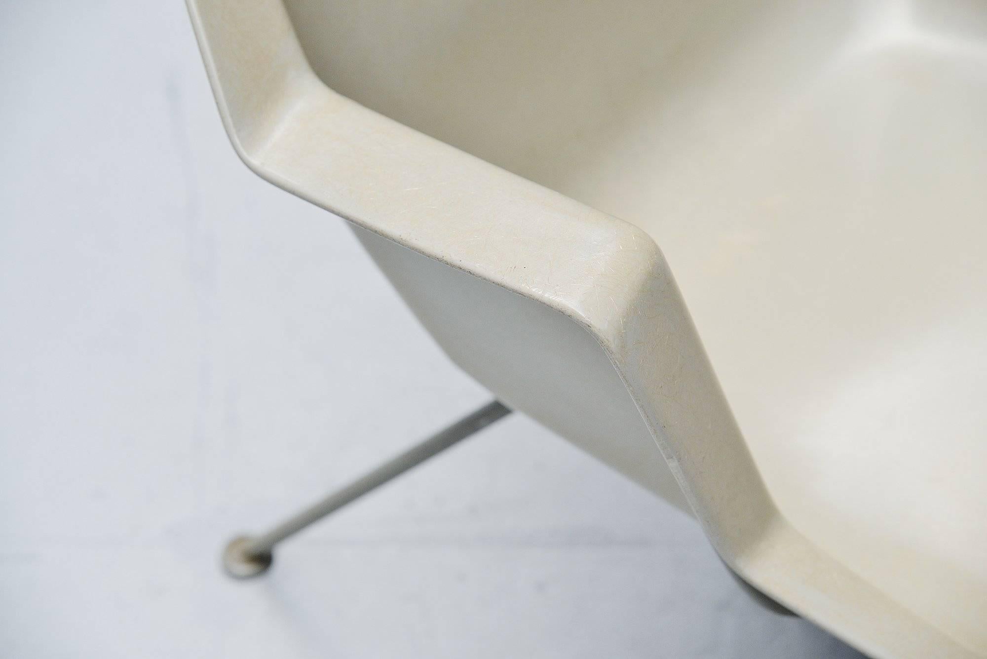 Chaises en polyester Wim Rietveld Modèle 416 Gispen, 1957 en vente 1